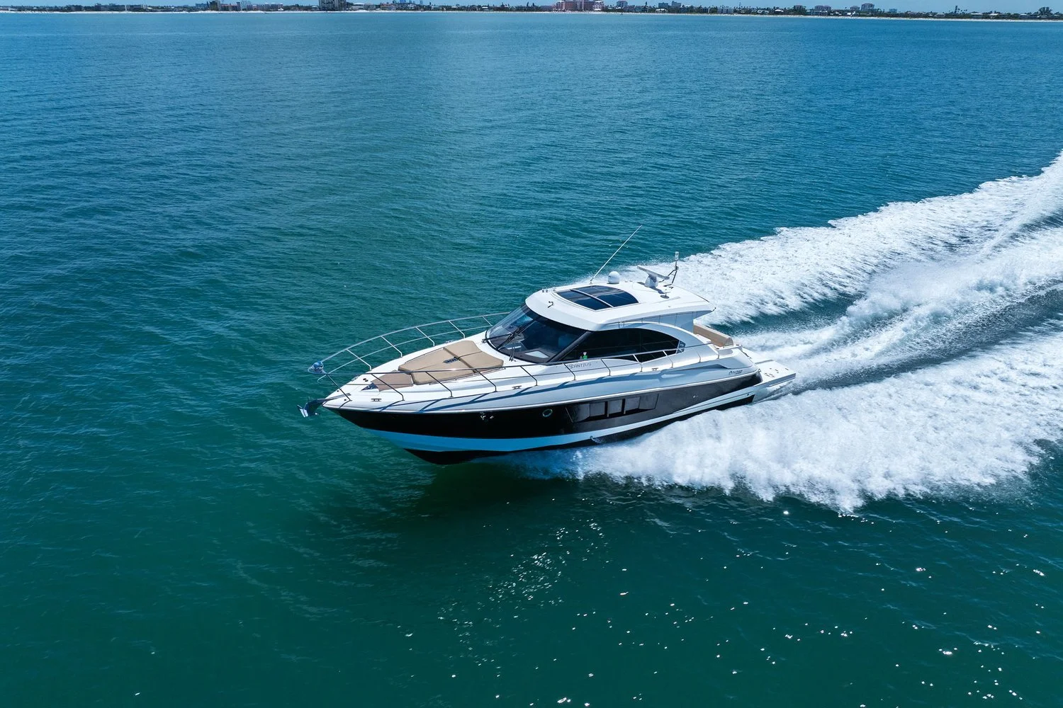 2014 Cruisers Yachts 45 CANTIUS Image Thumbnail #17