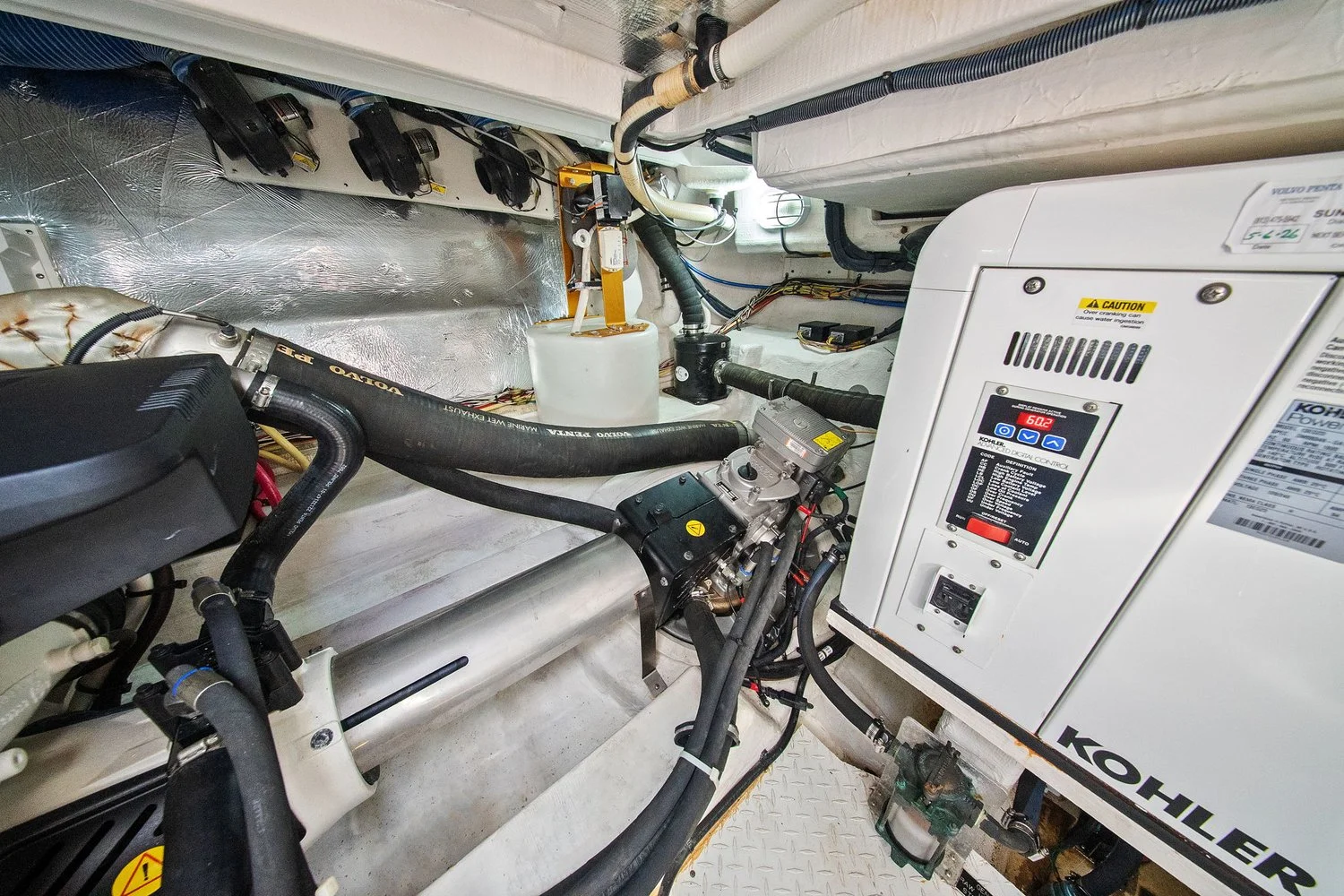 2014 Cruisers Yachts 45 CANTIUS Image Thumbnail #25