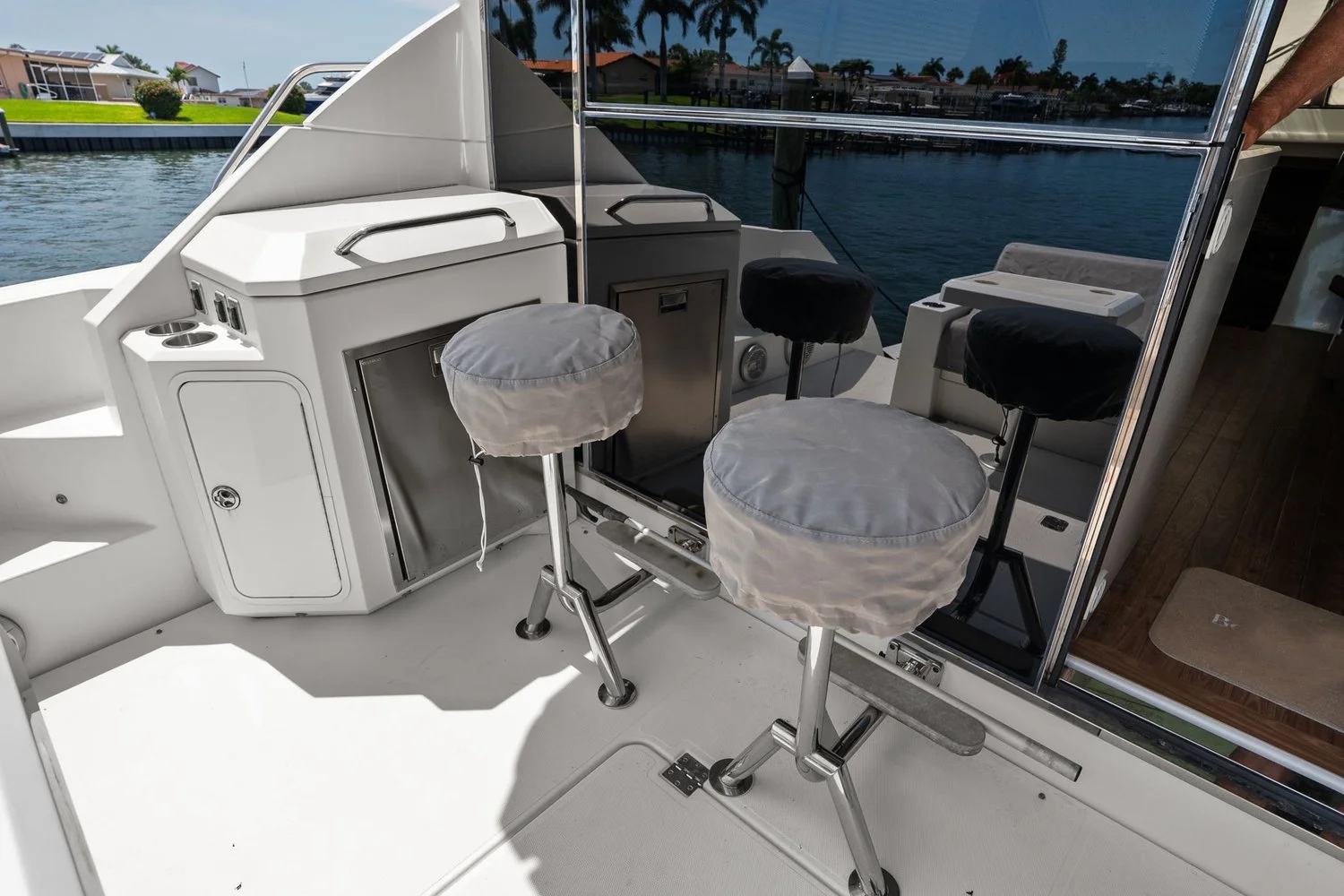 2014 Cruisers Yachts 45 CANTIUS Image Thumbnail #83