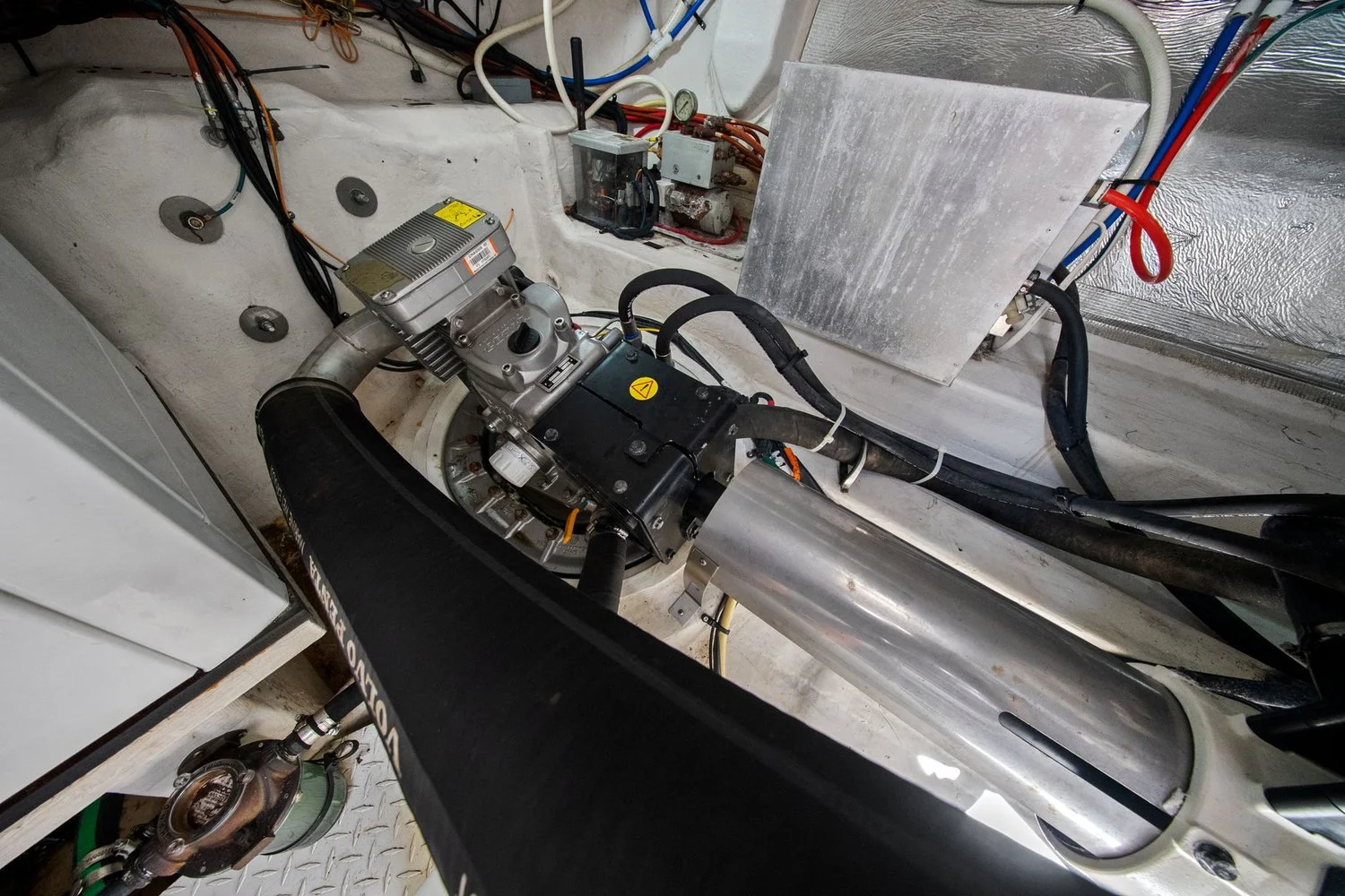 2014 Cruisers Yachts 45 CANTIUS Image Thumbnail #29