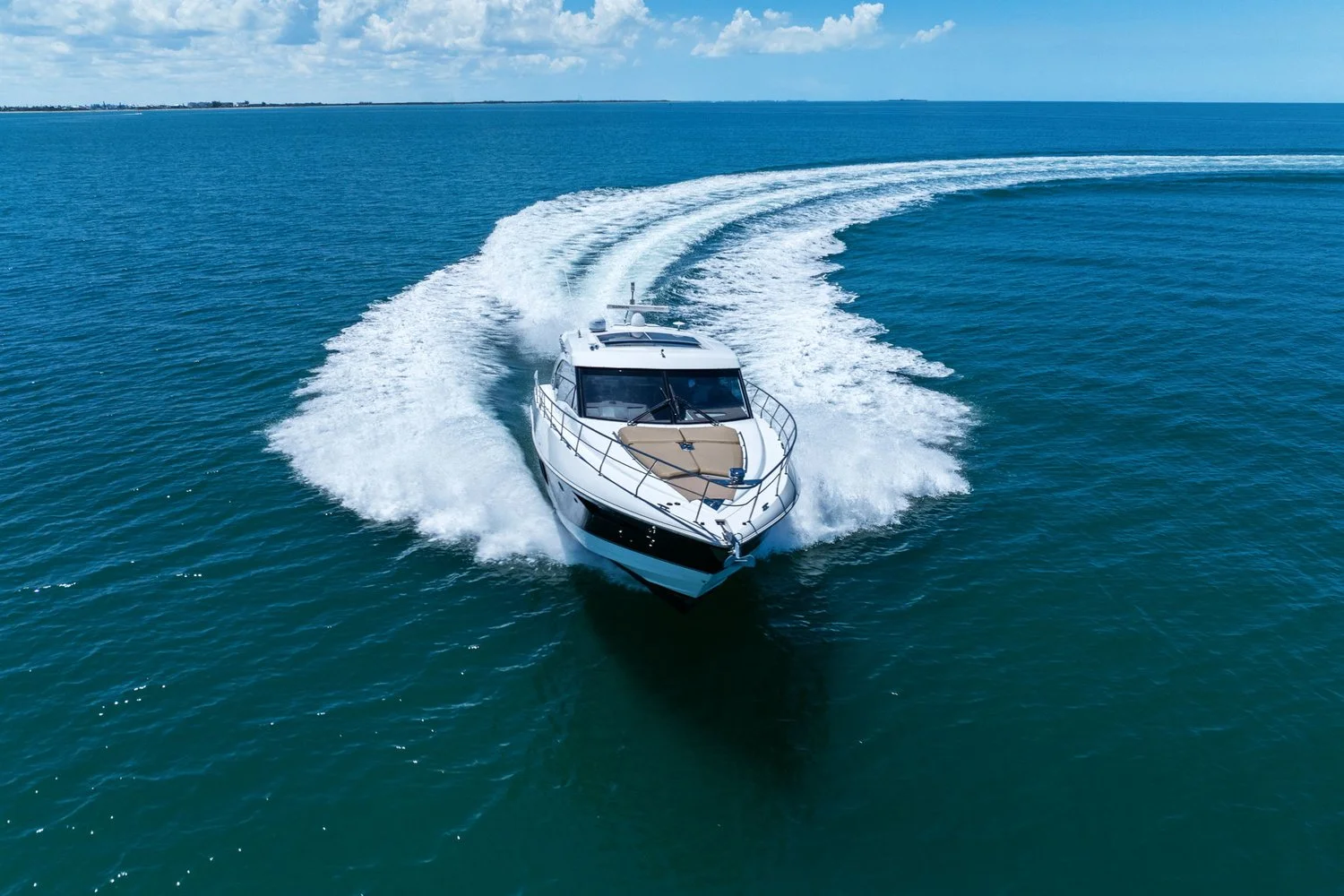 2014 Cruisers Yachts 45 CANTIUS Image Thumbnail #23