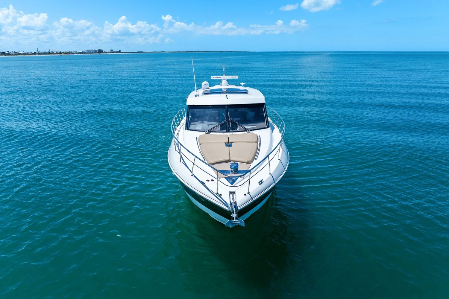 2014 Cruisers Yachts 45 CANTIUS Image Thumbnail #4