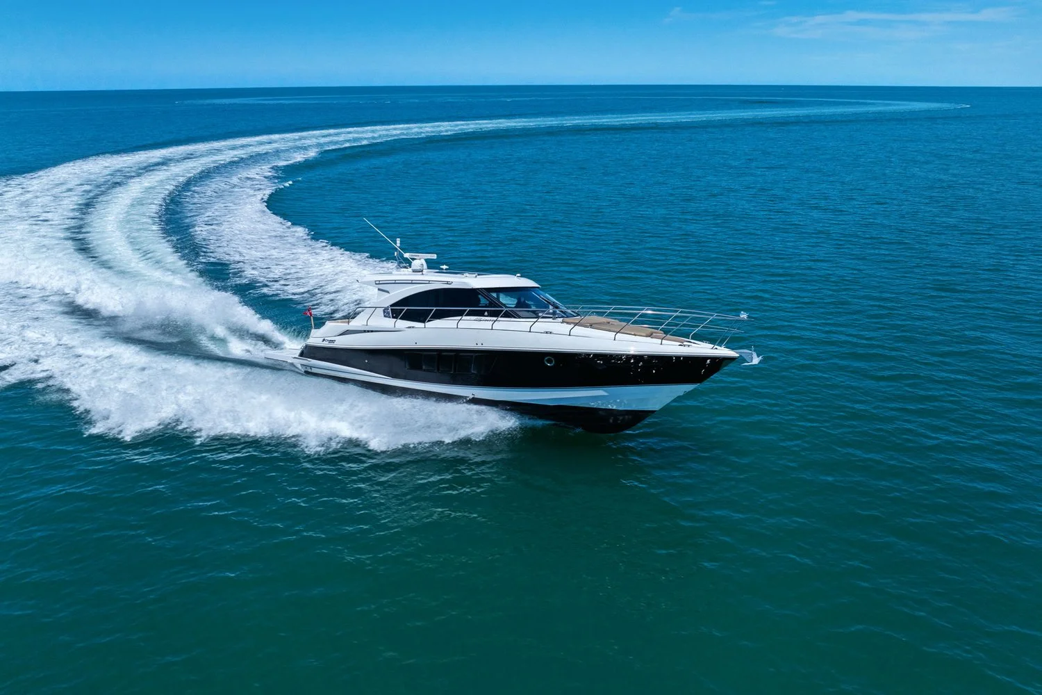 2014 Cruisers Yachts 45 CANTIUS Image Thumbnail #21