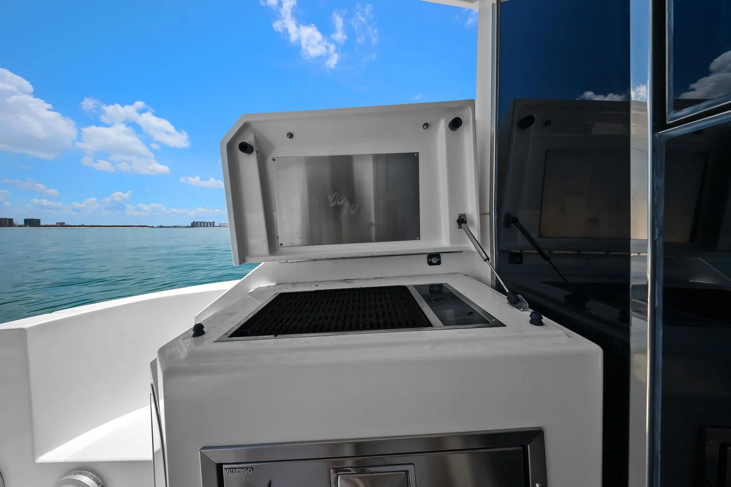 2014 Cruisers Yachts 45 CANTIUS Image Thumbnail #63