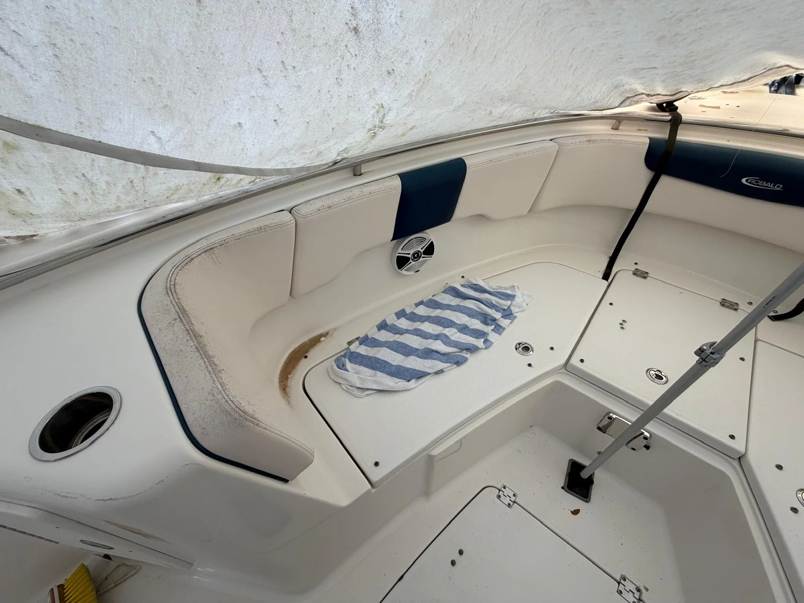 2017 Robalo R302 CENTER CONSOLE Image Thumbnail #5