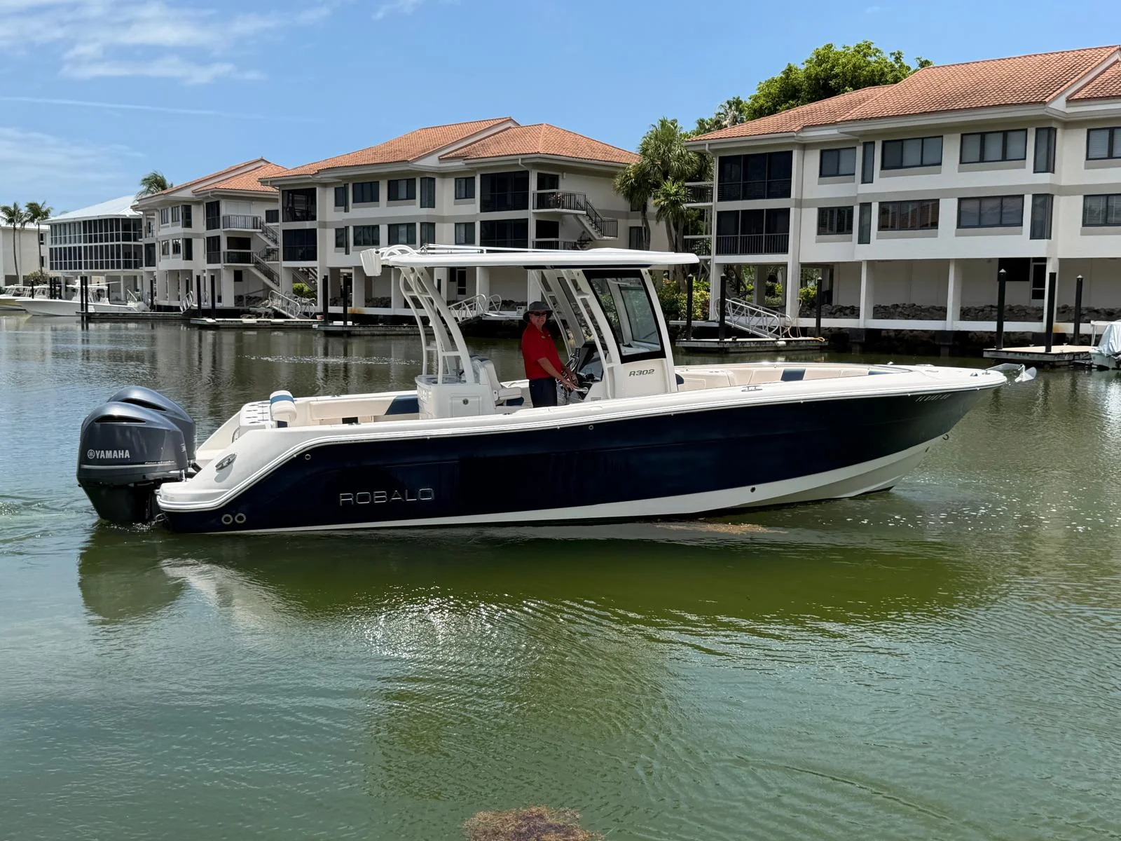 2017 Robalo R302 CENTER CONSOLE Image Thumbnail #13