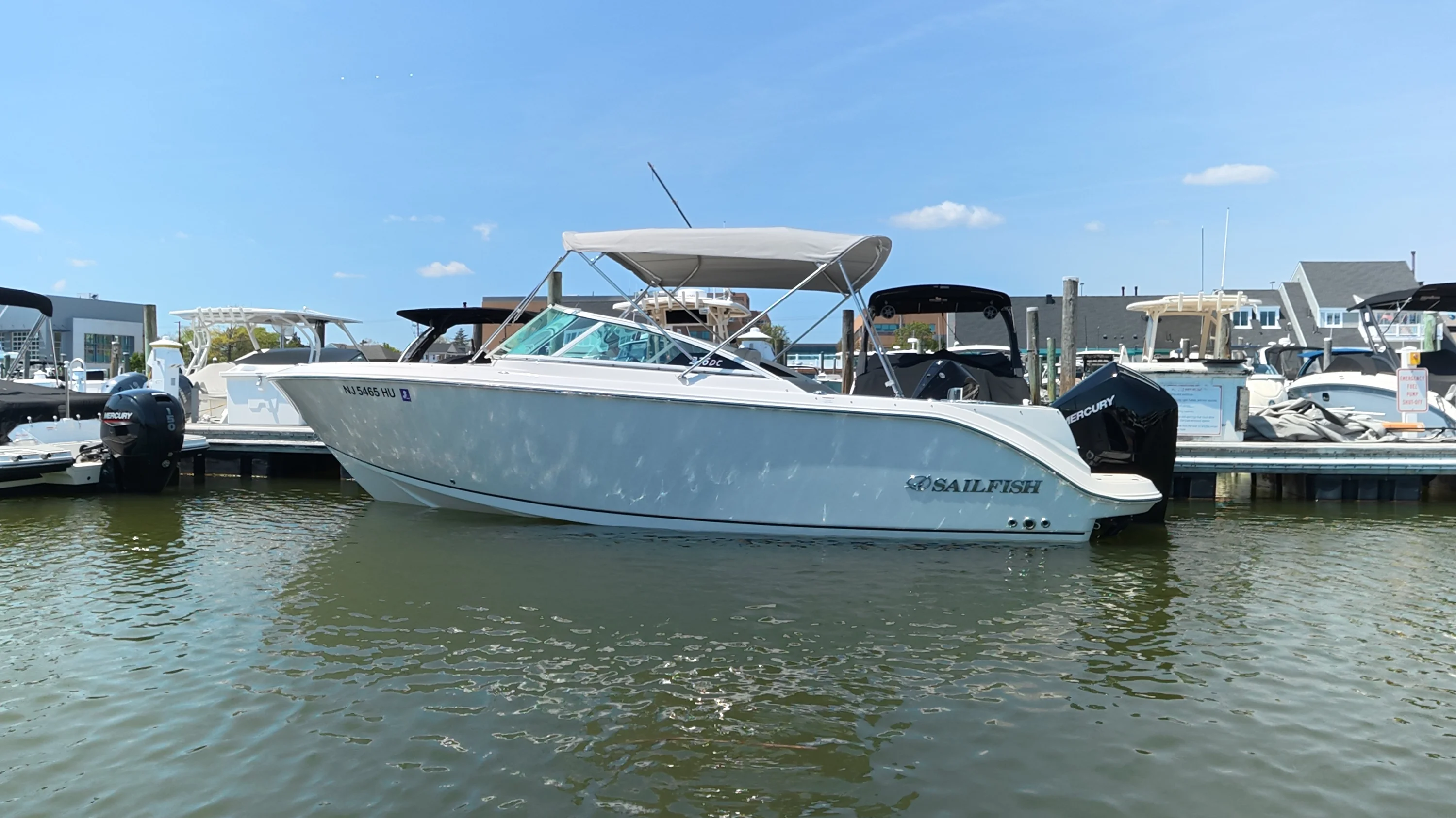 2024 Sailfish 226 DC Image Thumbnail #2