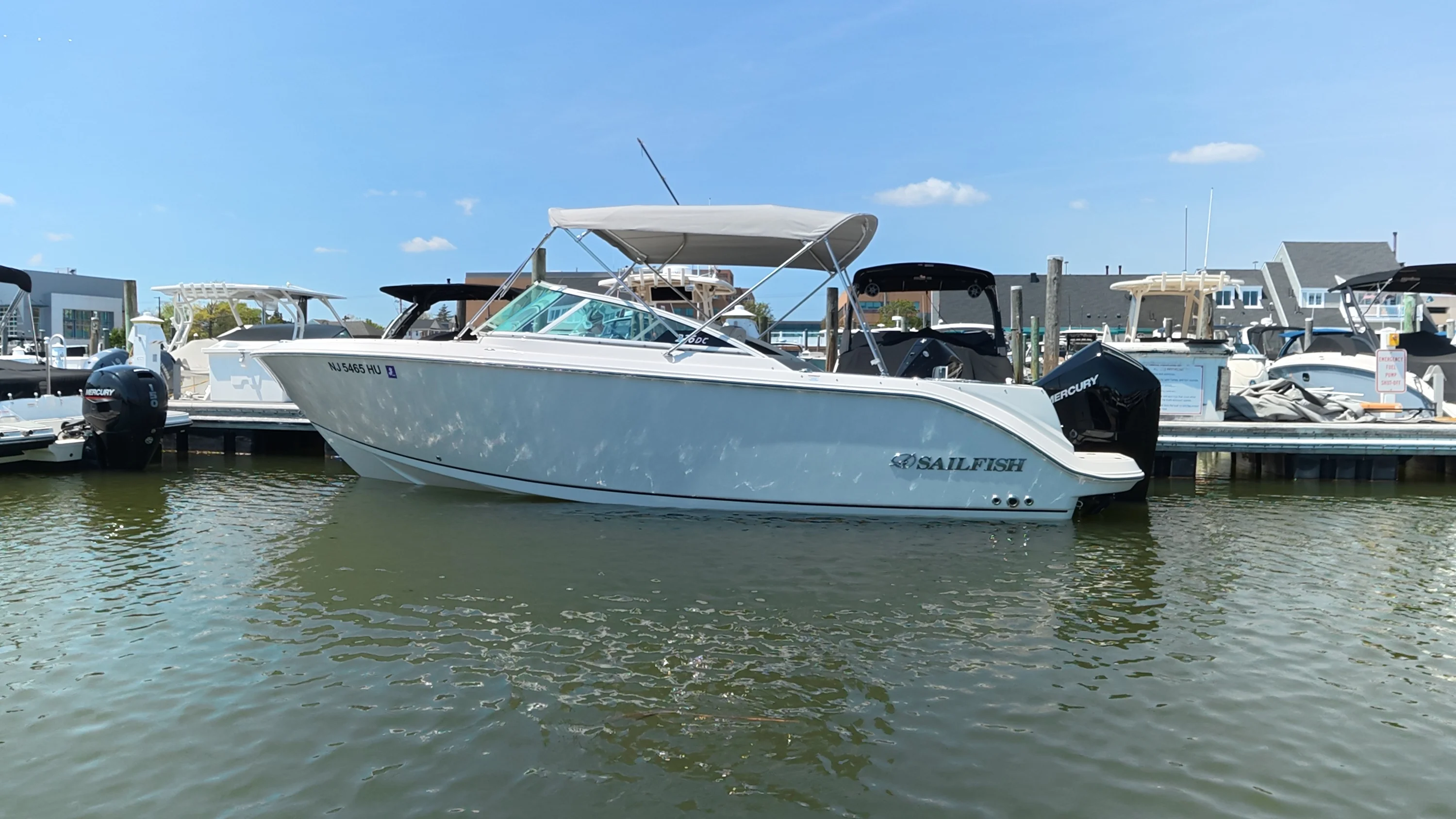 2024 Sailfish 226 DC Image Thumbnail #3
