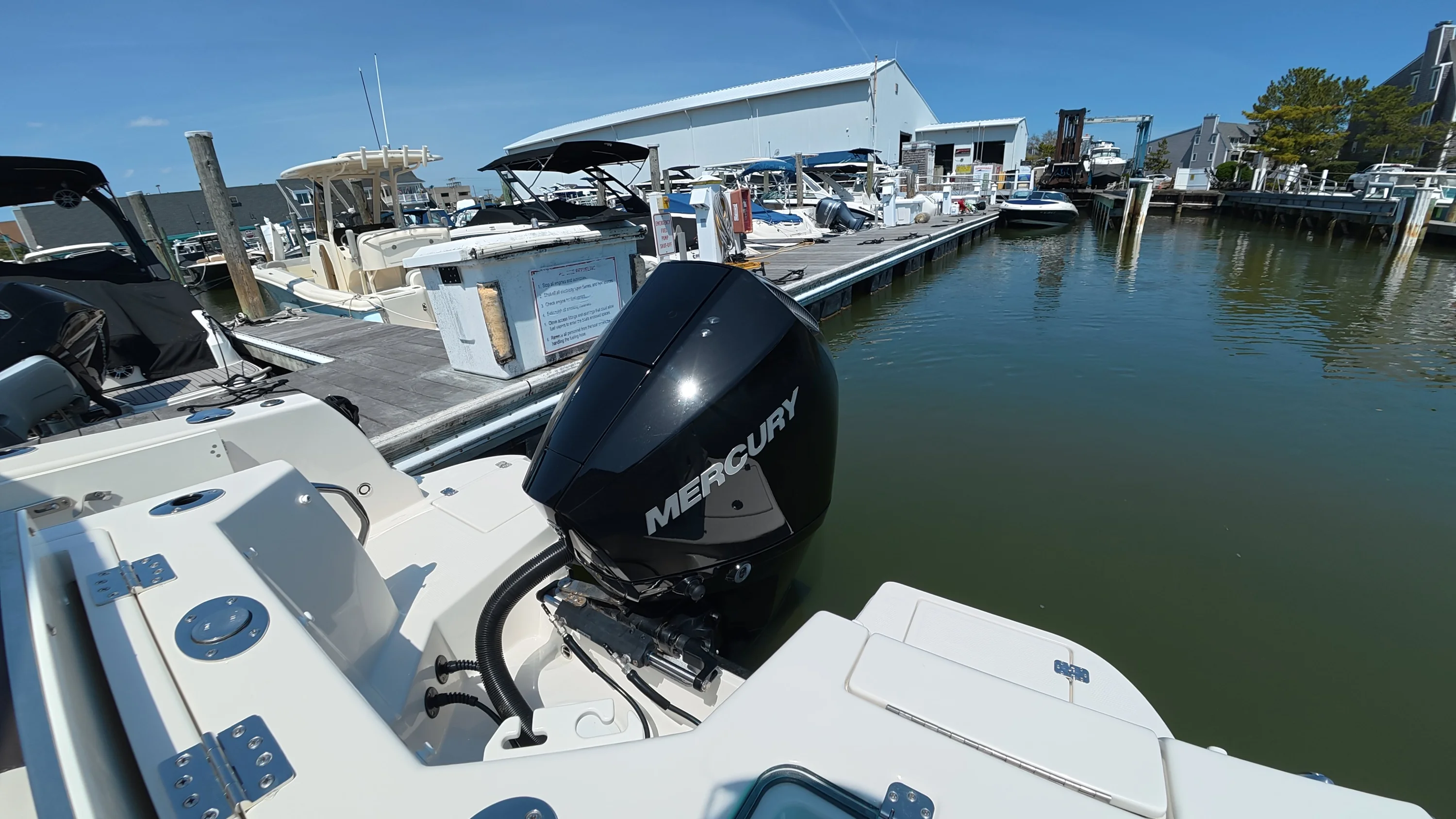 2024 Sailfish 226 DC Image Thumbnail #8