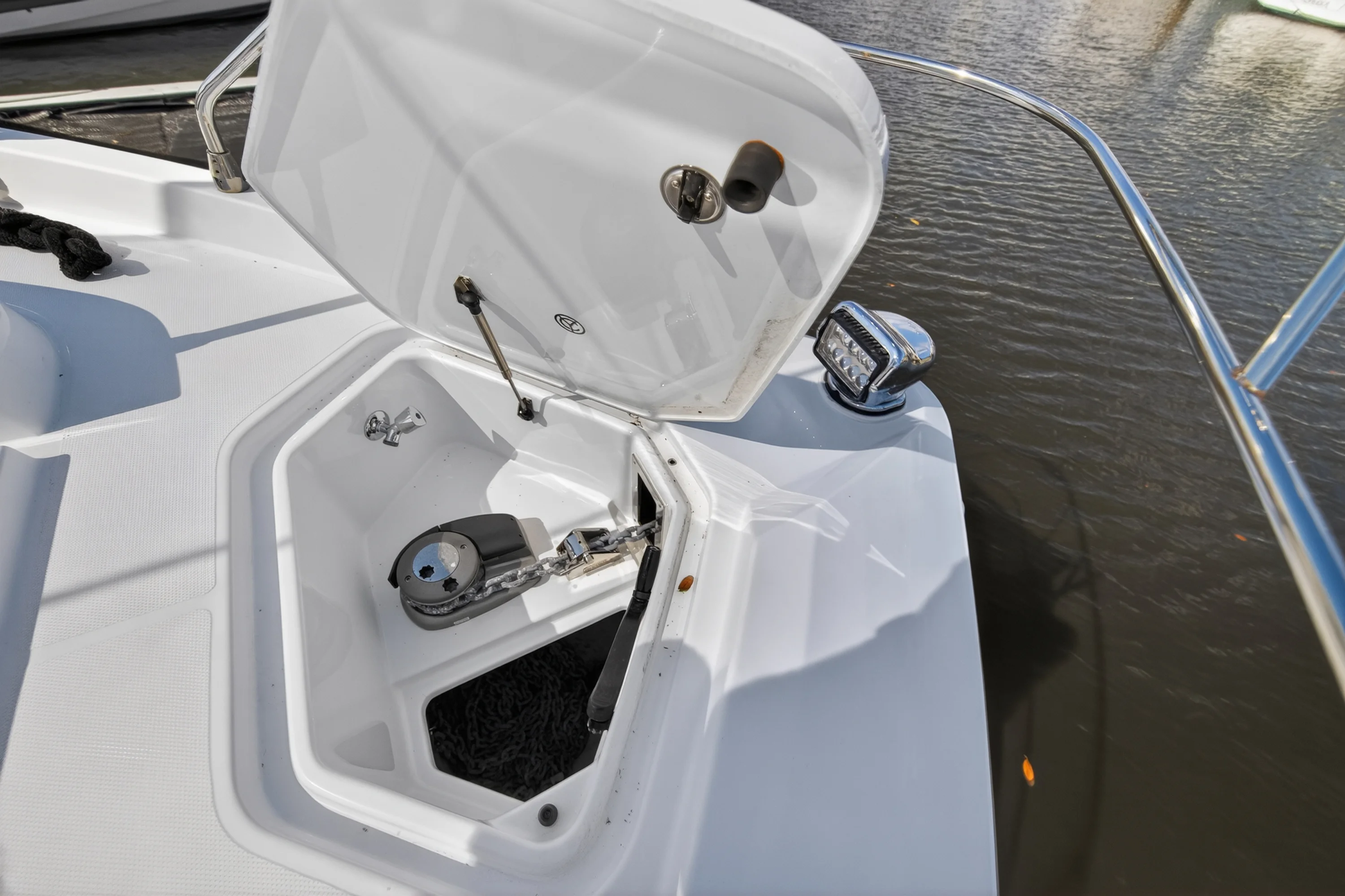 2023 Cruisers Yachts 50 CANTIUS Image Thumbnail #14