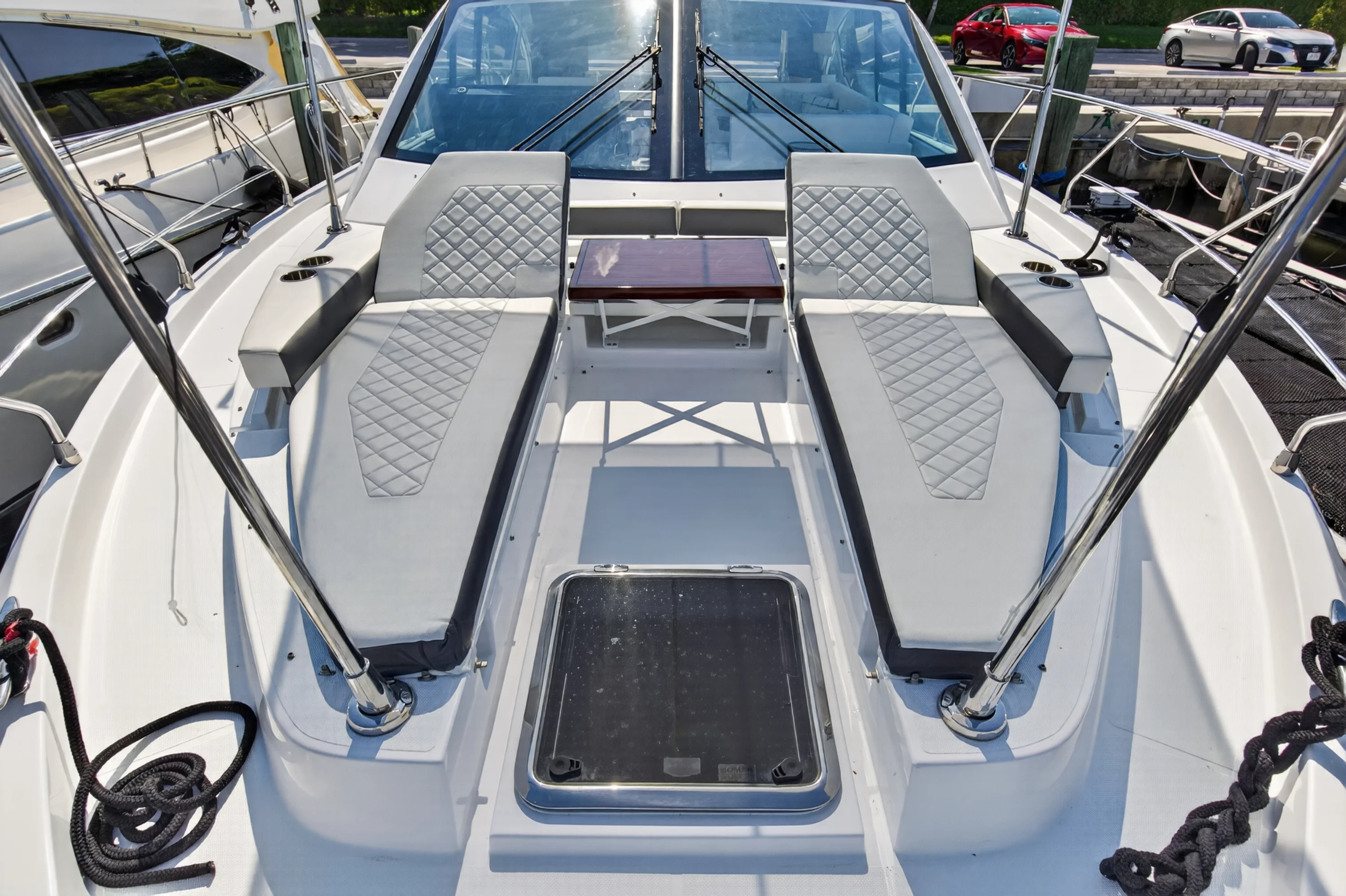 2023 Cruisers Yachts 50 CANTIUS Image Thumbnail #8