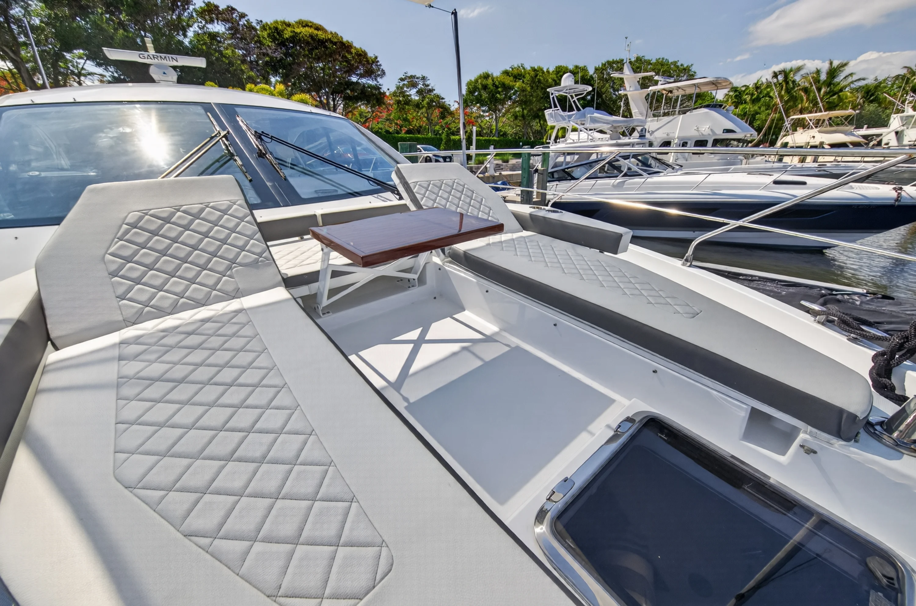 2023 Cruisers Yachts 50 CANTIUS Image Thumbnail #13