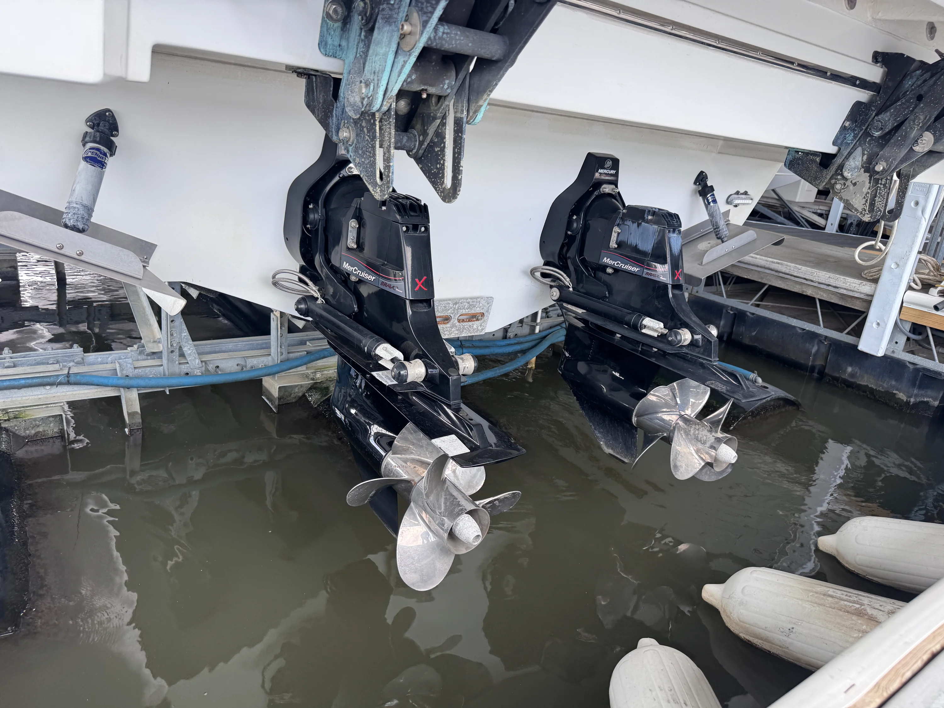 2023 Cruisers Yachts 38 GLS Image Thumbnail #4