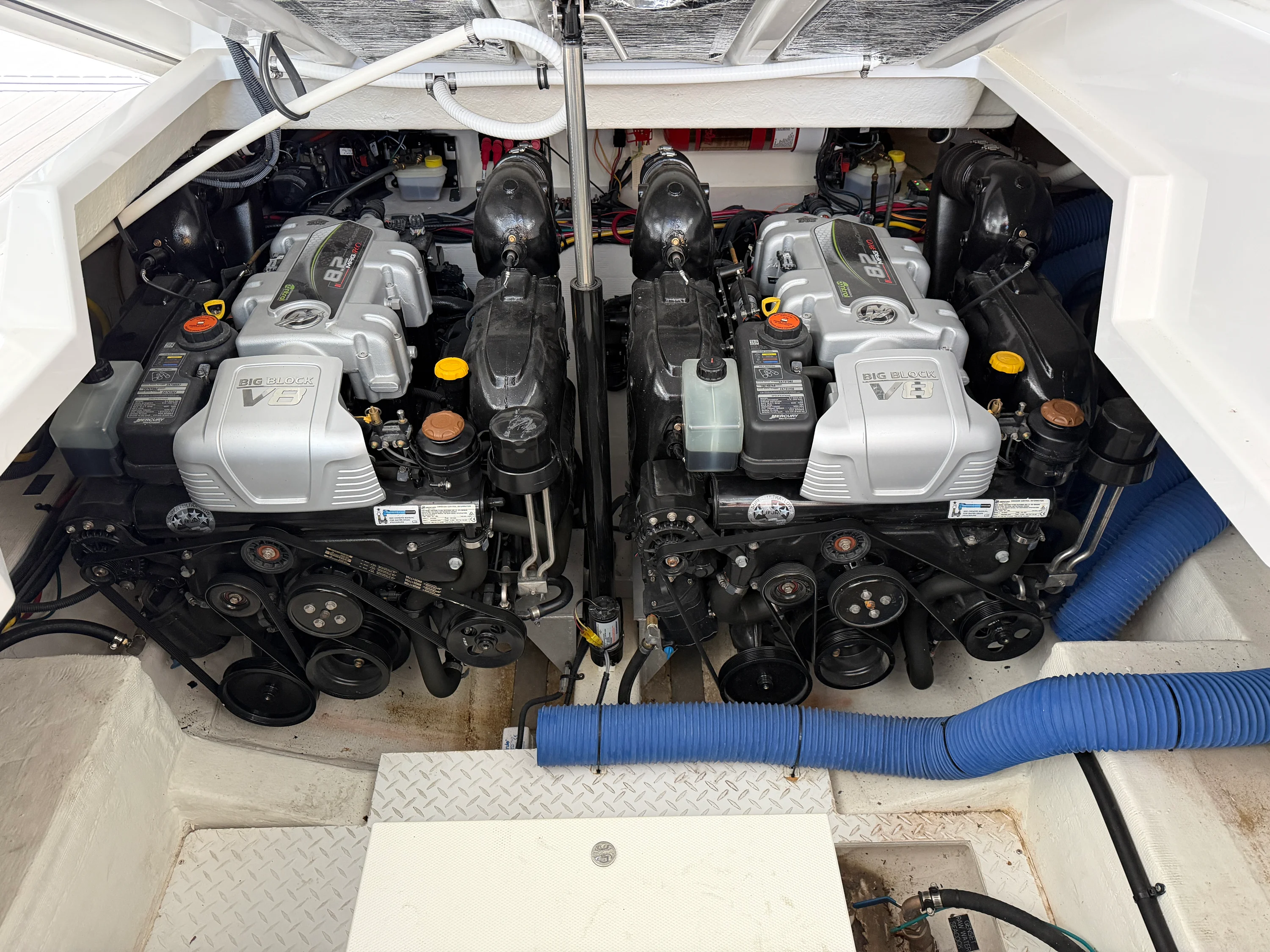 2023 Cruisers Yachts 38 GLS Image Thumbnail #26