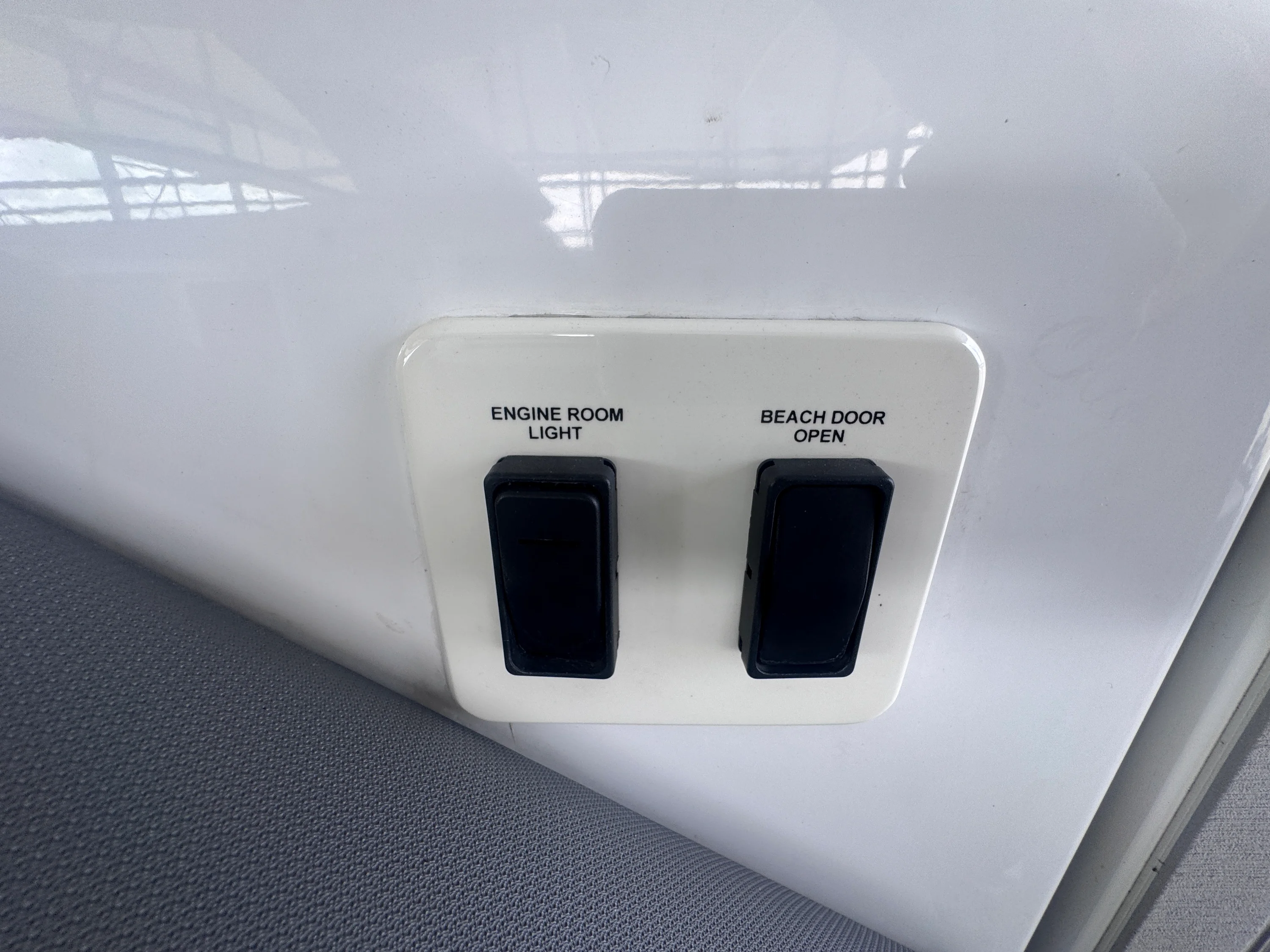 2023 Cruisers Yachts 38 GLS Image Thumbnail #30