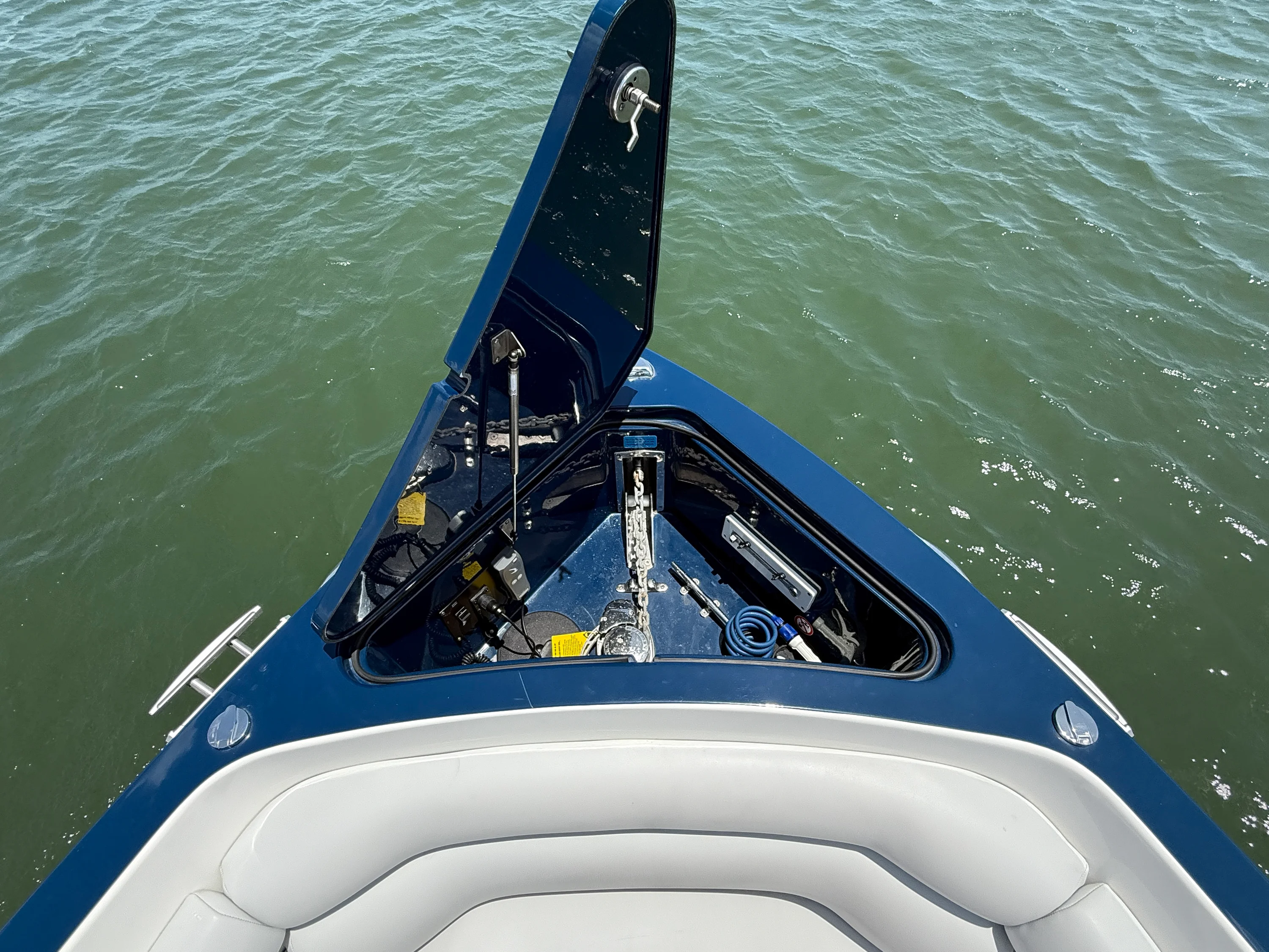 2021 Aviara AV32 Outboard Image Thumbnail #27