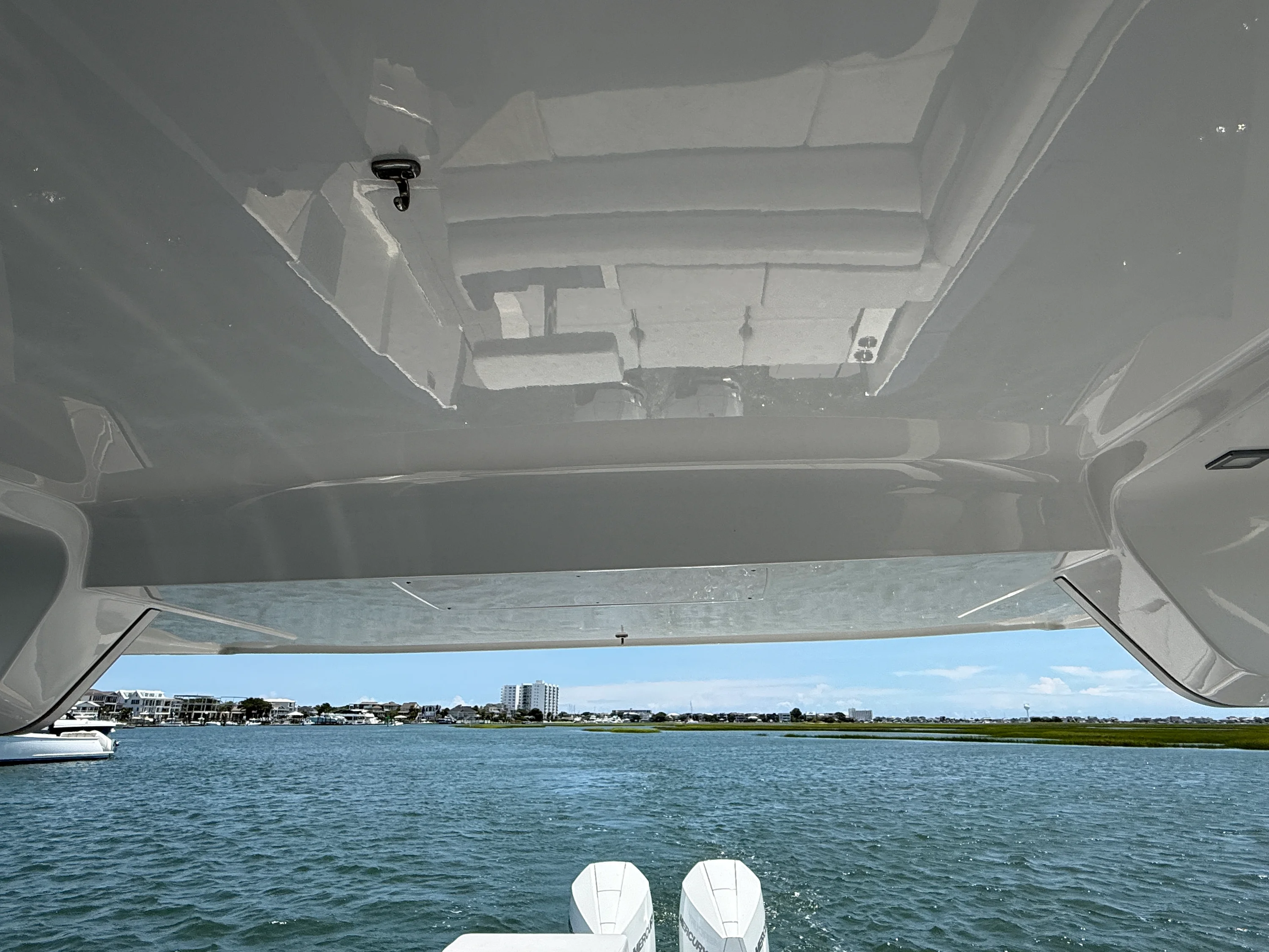 2021 Aviara AV32 Outboard Image Thumbnail #12