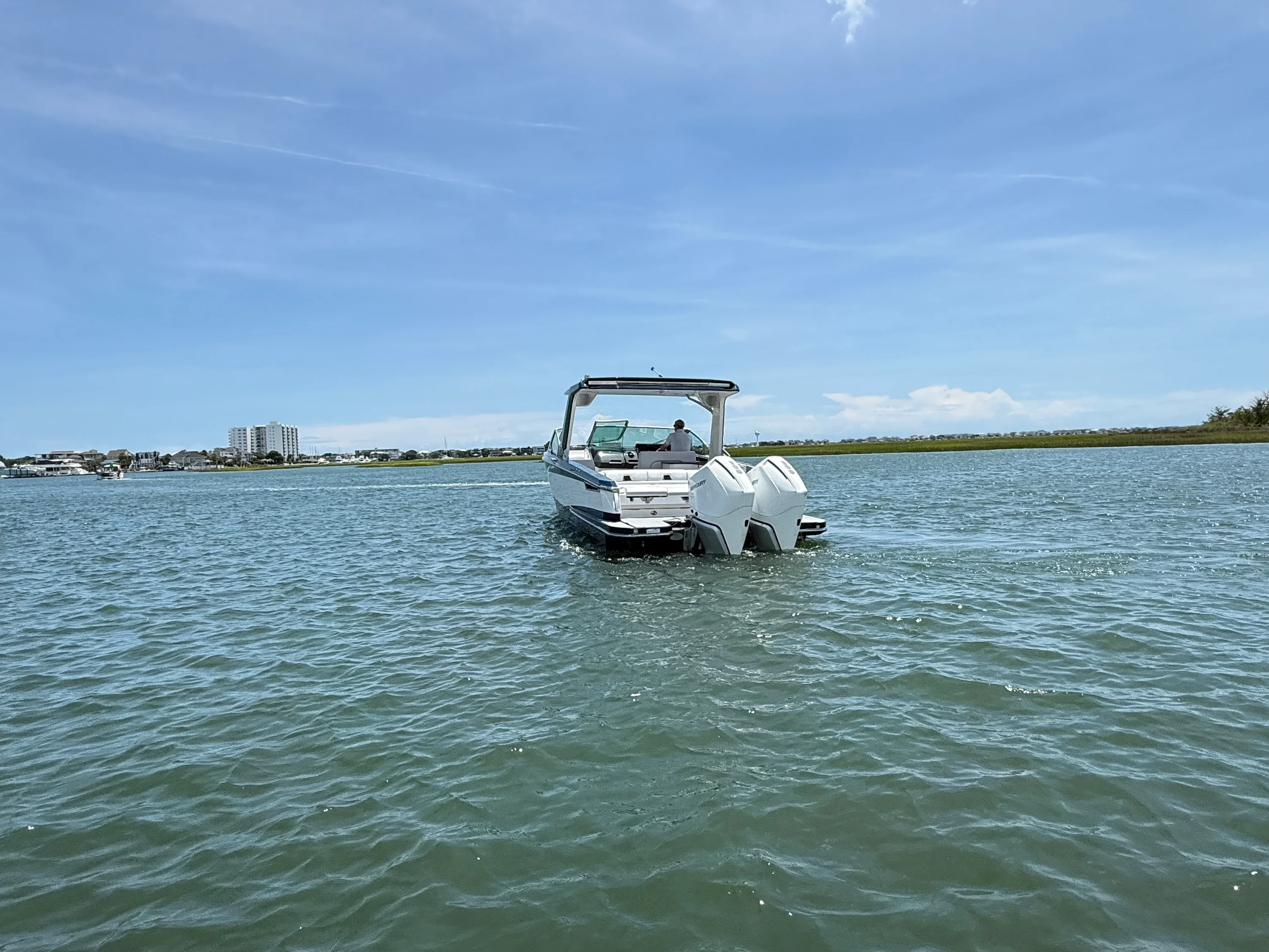2021 Aviara AV32 Outboard Image Thumbnail #1
