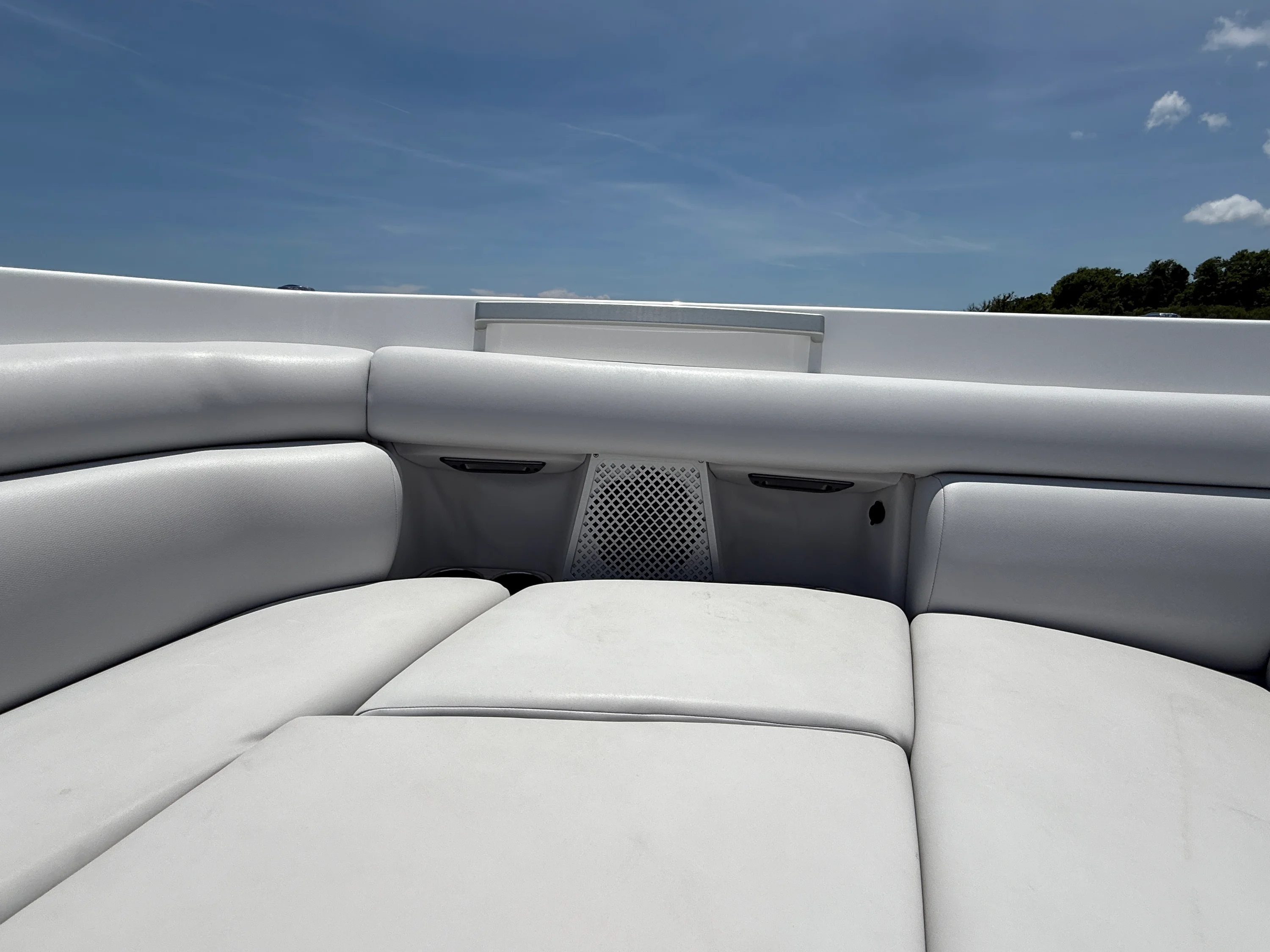 2021 Aviara AV32 Outboard Image Thumbnail #25