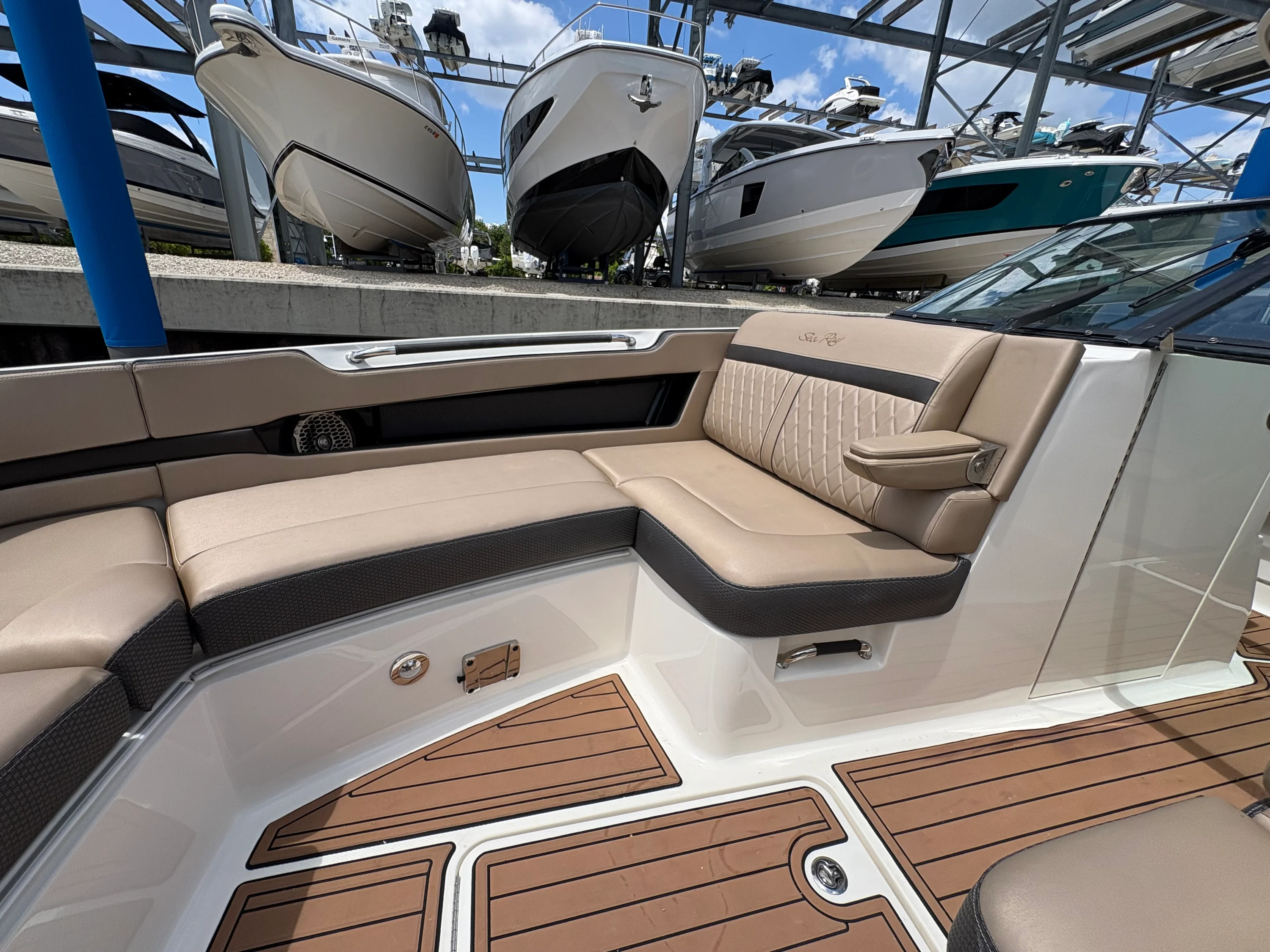 2018 Sea Ray 310 SLX OB Image Thumbnail #27