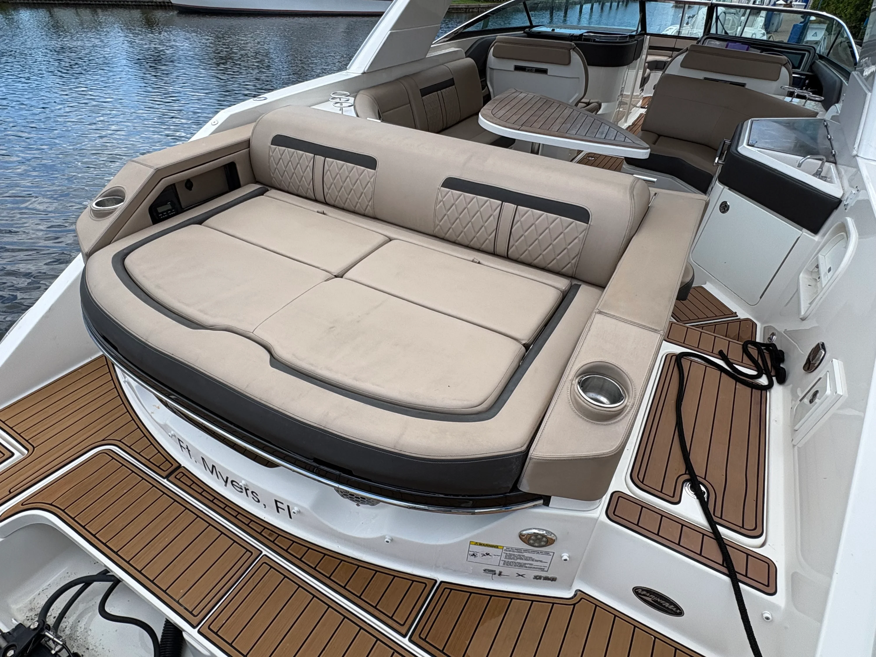 2018 Sea Ray 310 SLX OB Image Thumbnail #6