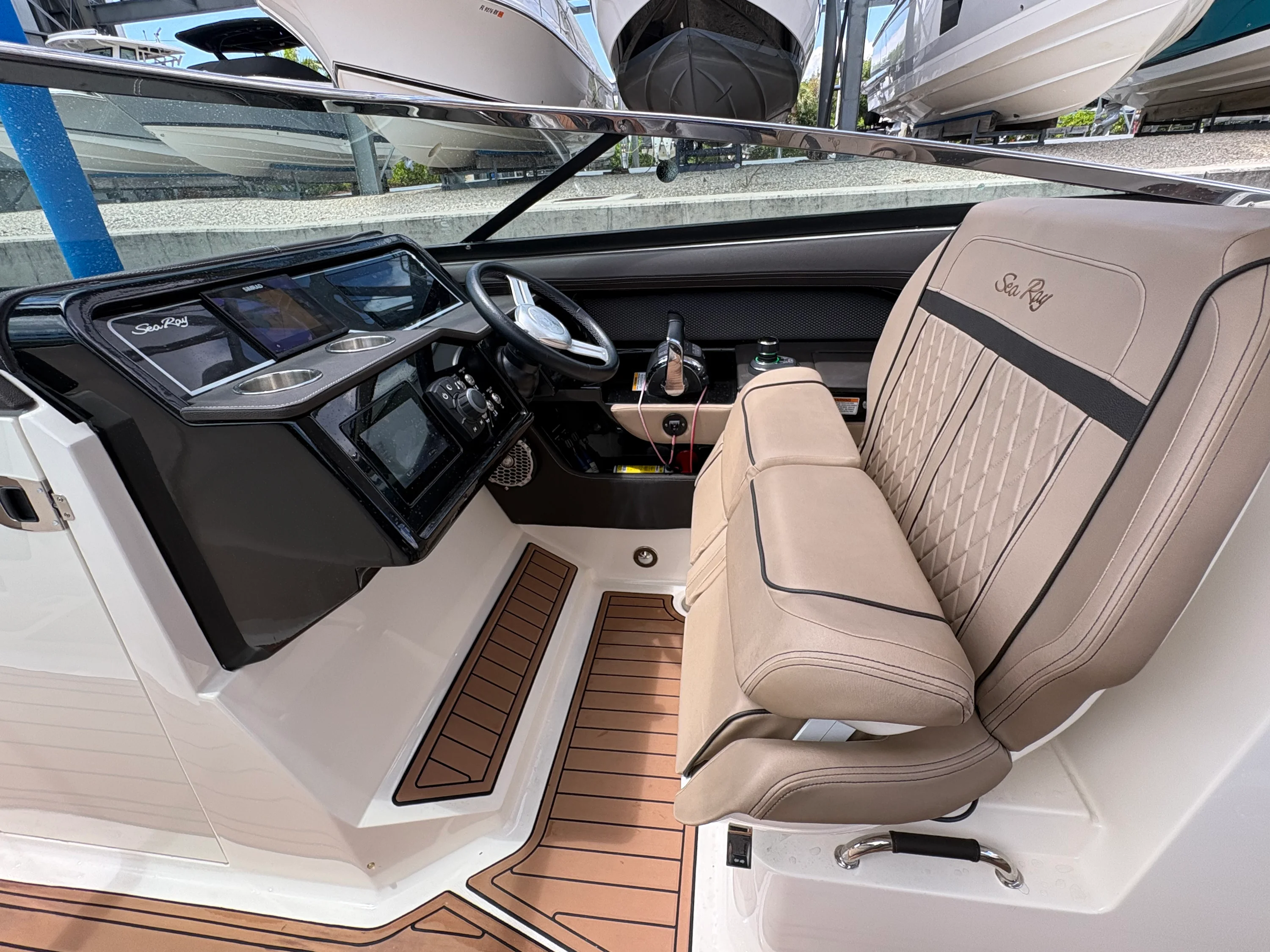 2018 Sea Ray 310 SLX OB Image Thumbnail #20