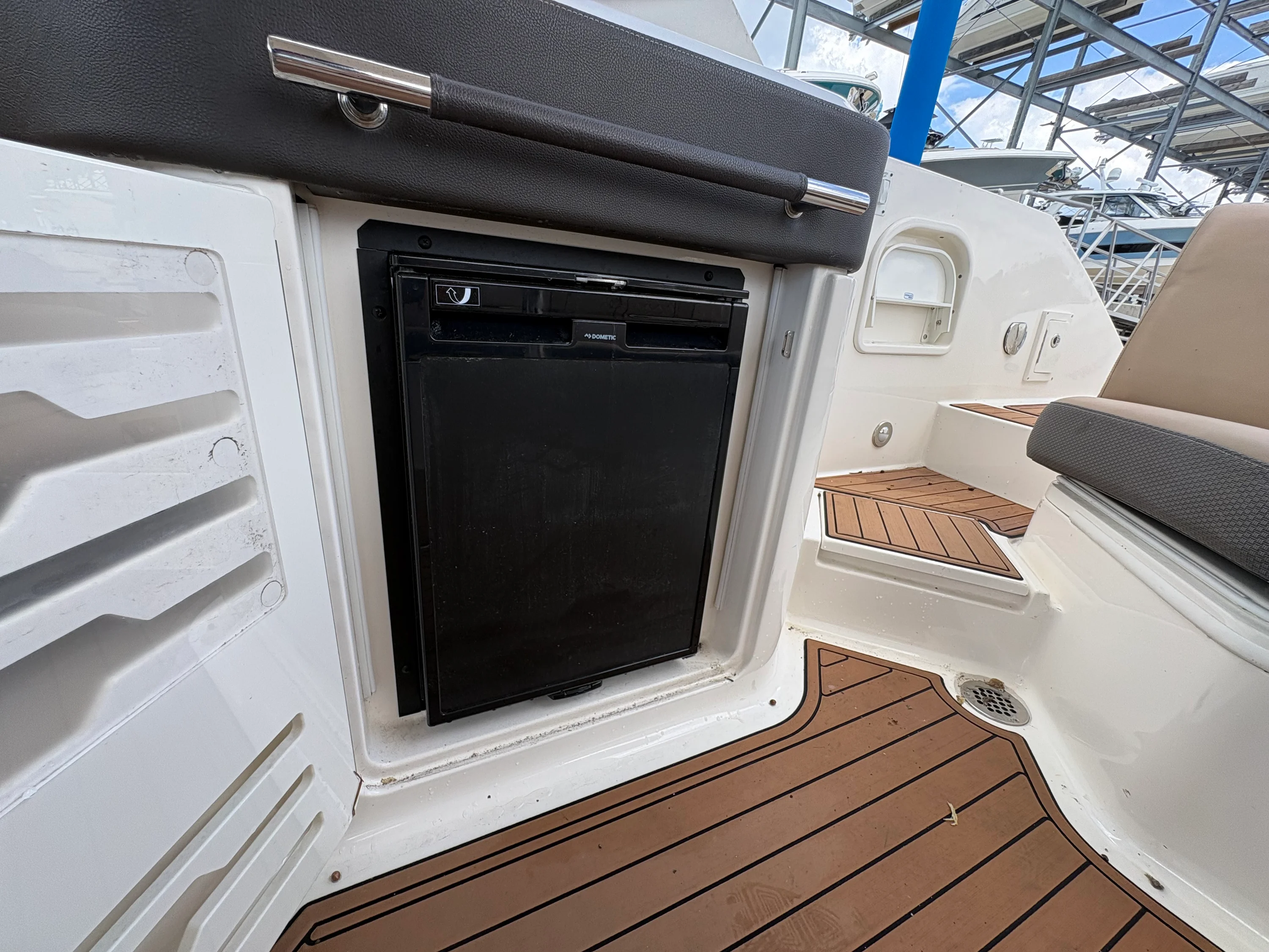 2018 Sea Ray 310 SLX OB Image Thumbnail #12