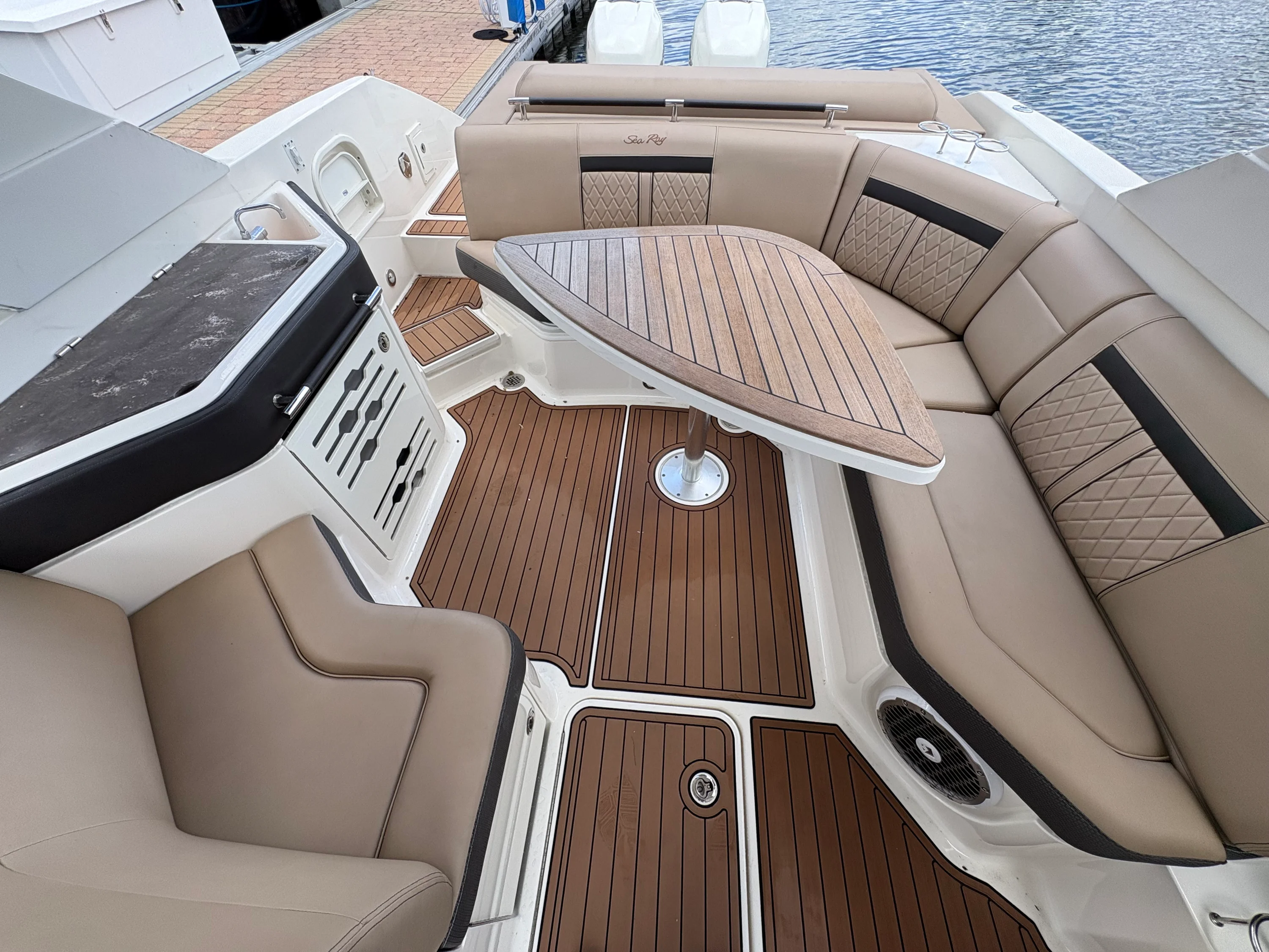 2018 Sea Ray 310 SLX OB Image Thumbnail #9