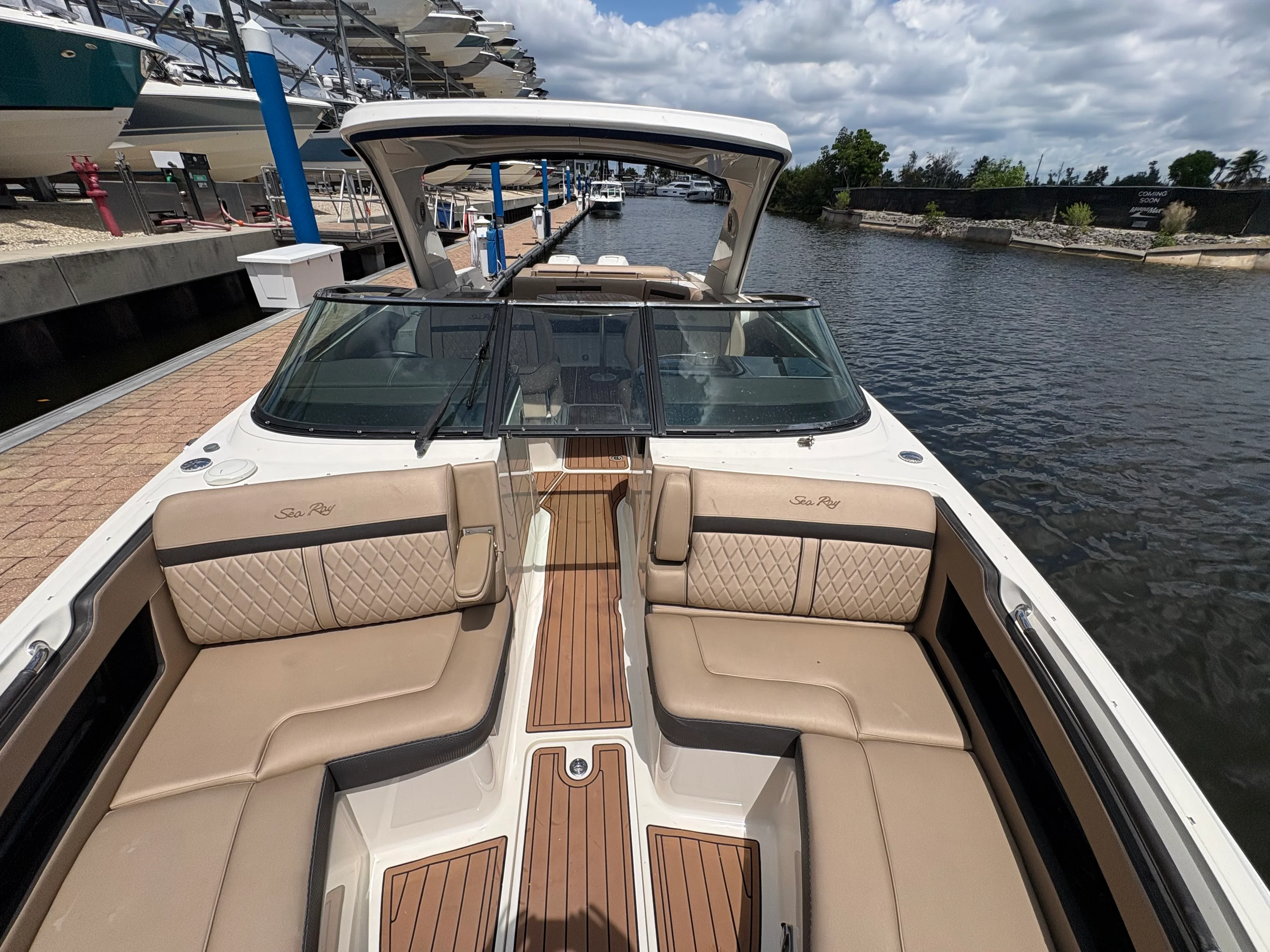 2018 Sea Ray 310 SLX OB Image Thumbnail #30