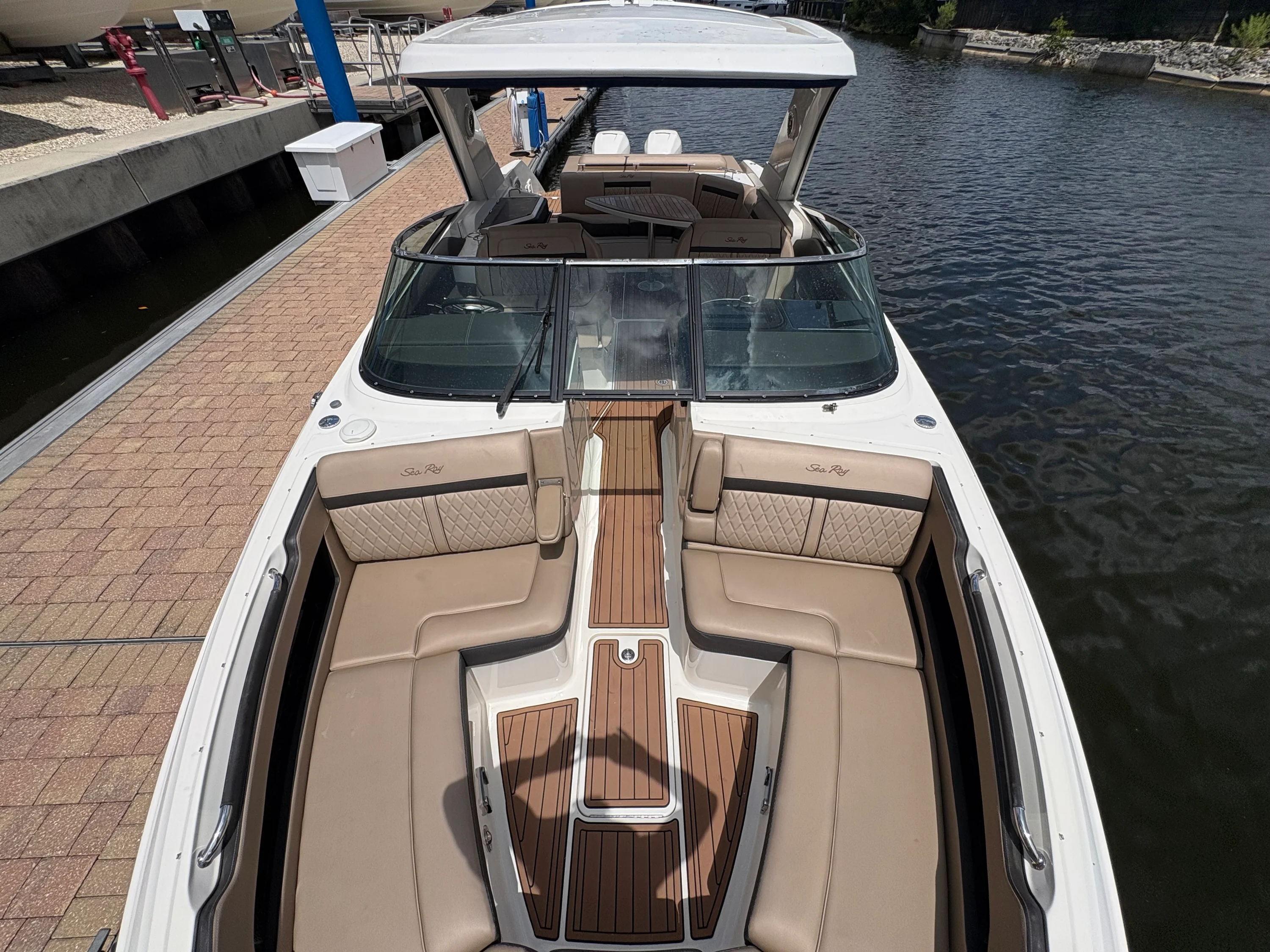 2018 Sea Ray 310 SLX OB Image Thumbnail #31