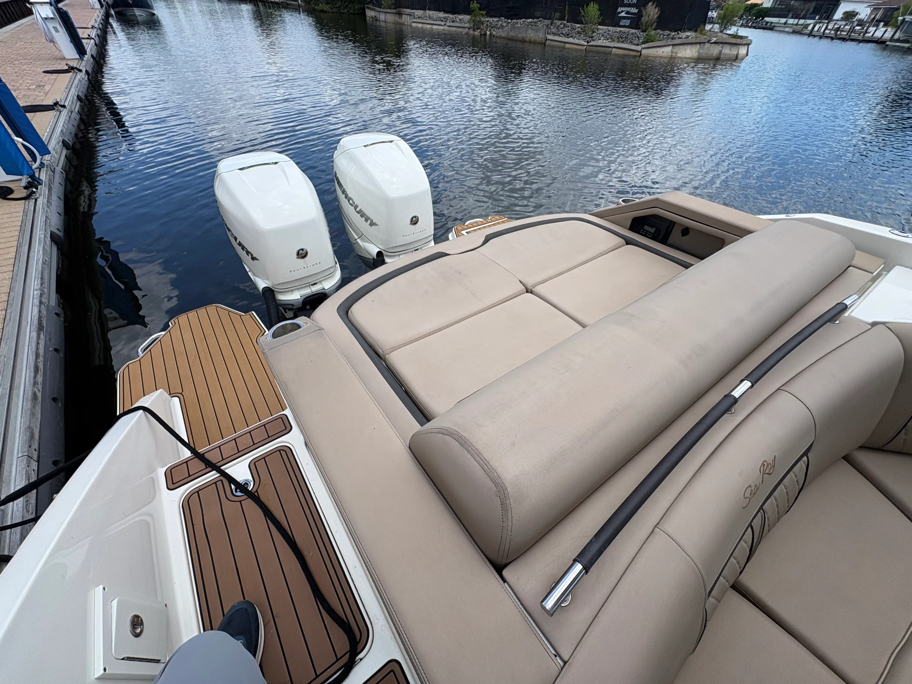 2018 Sea Ray 310 SLX OB Image Thumbnail #7