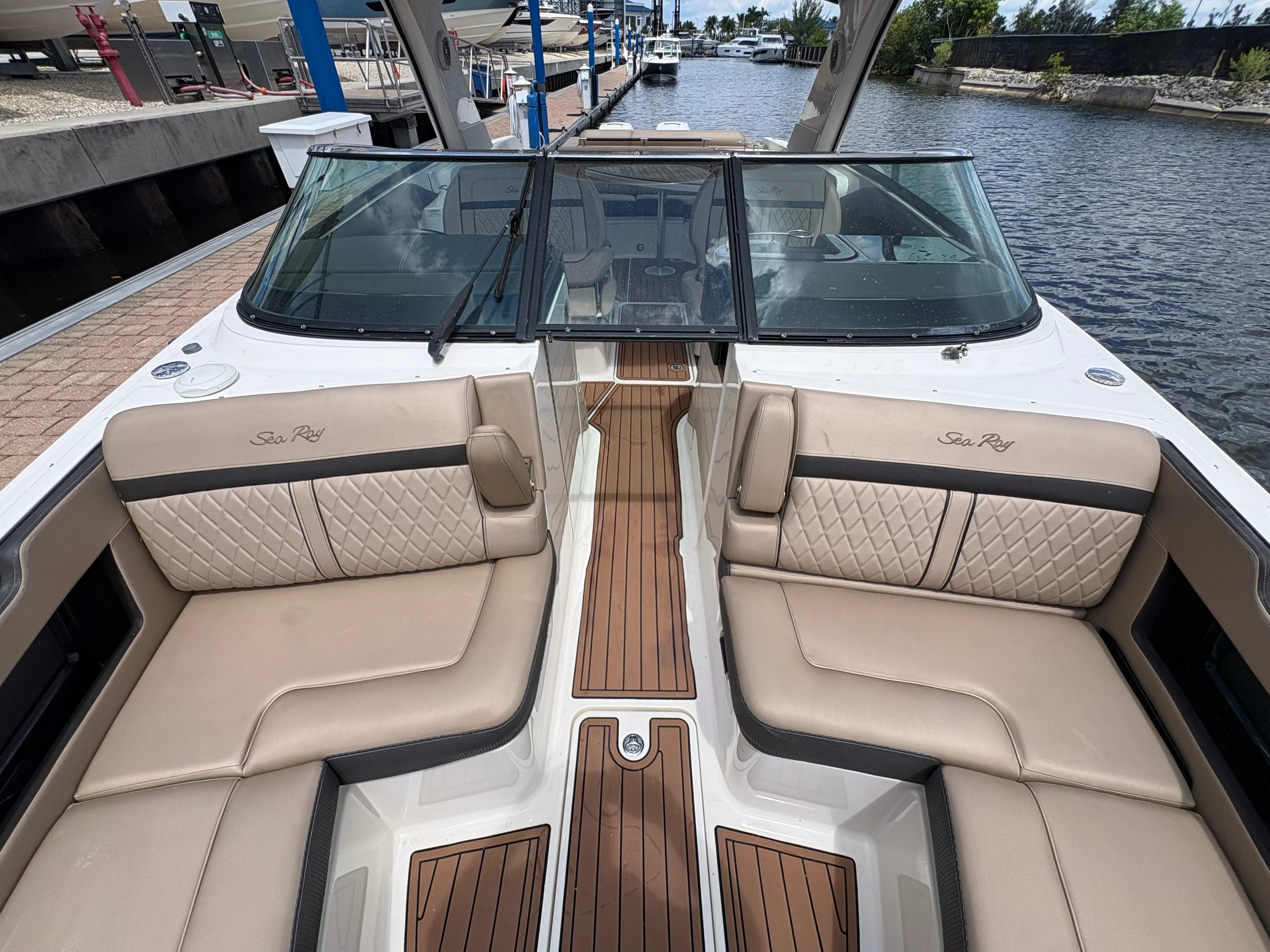 2018 Sea Ray 310 SLX OB Image Thumbnail #26