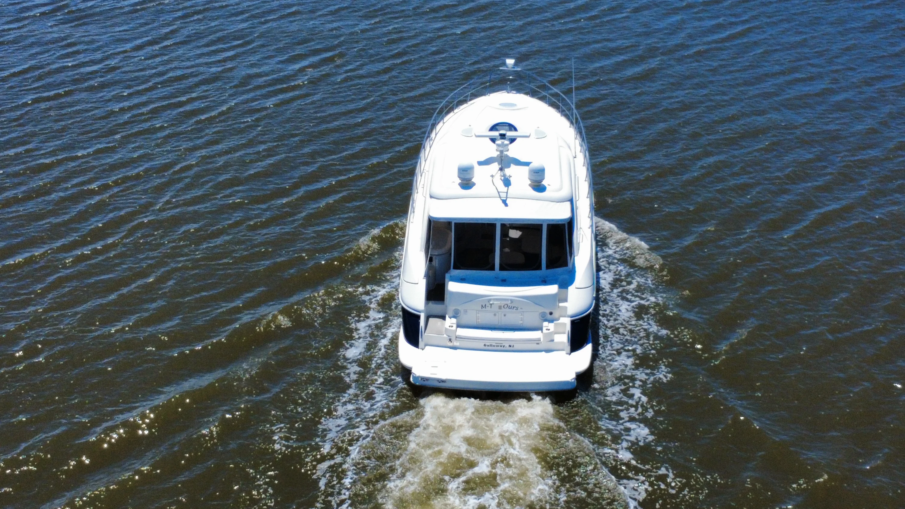 2007 Cruisers Yachts 520 EXPRESS Image Thumbnail #5