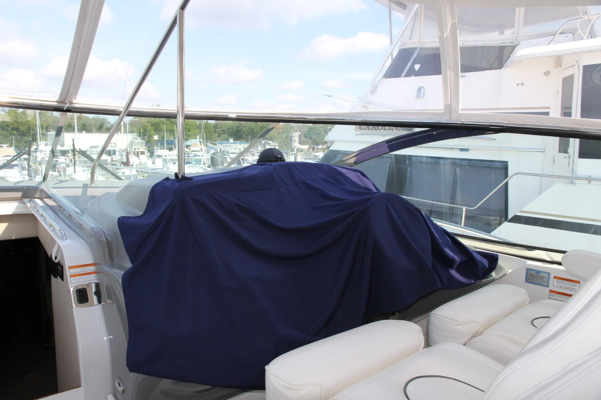 2007 Cruisers Yachts 520 EXPRESS Image Thumbnail #20