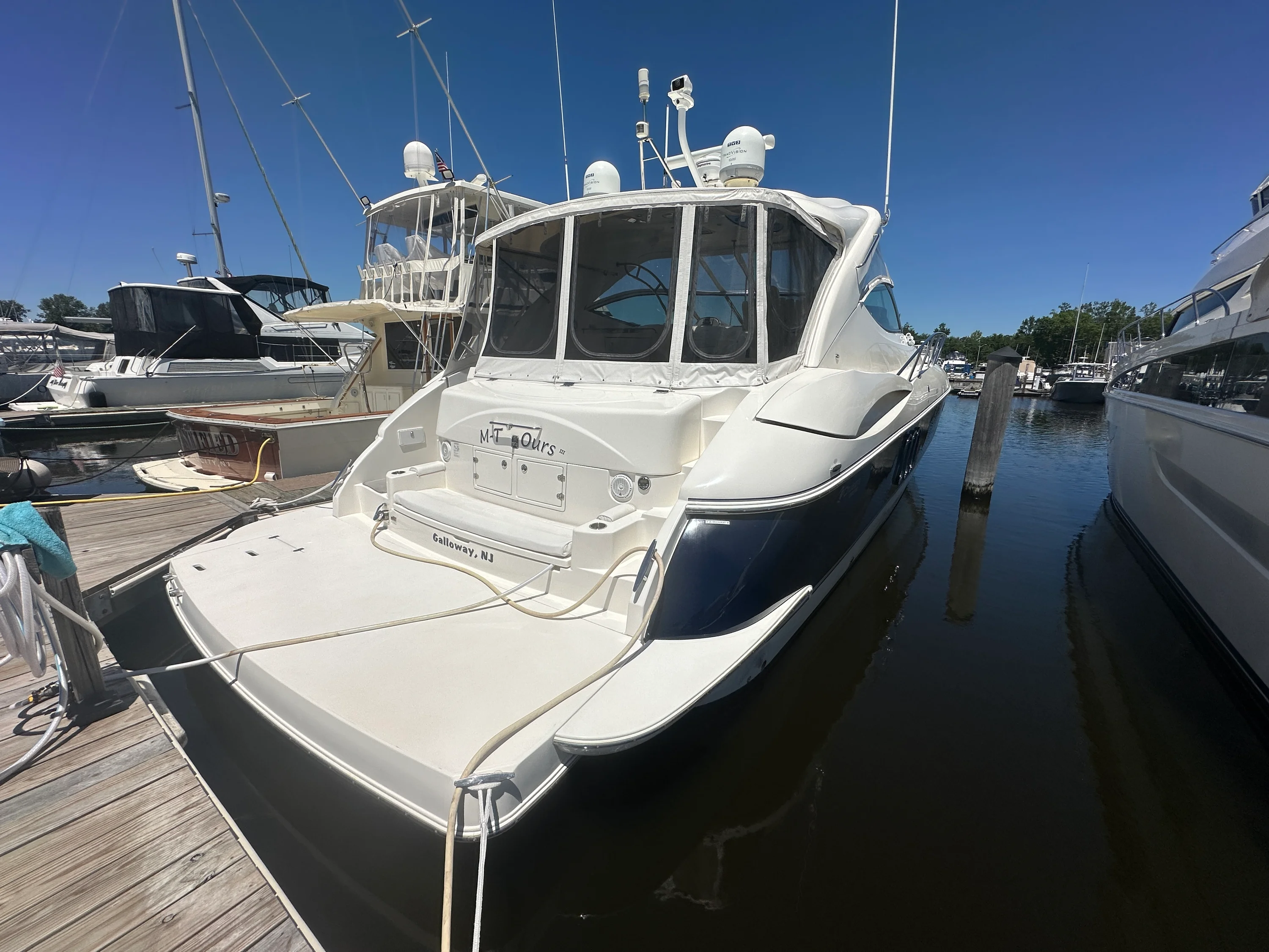 2007 Cruisers Yachts 520 EXPRESS Image Thumbnail #6