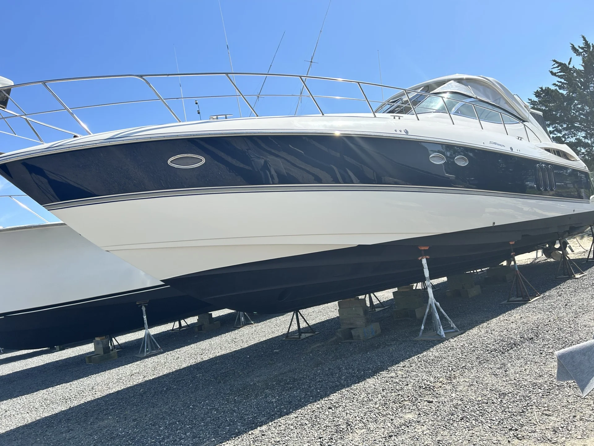 2007 Cruisers Yachts 520 EXPRESS Image Thumbnail #1