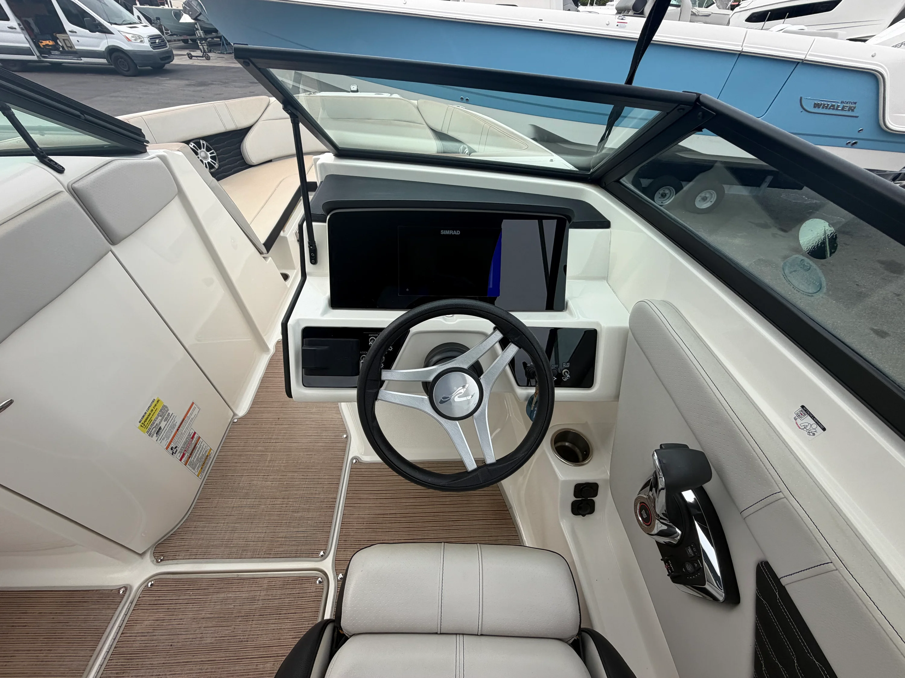 2023 Sea Ray 230 SPX OB Image Thumbnail #15