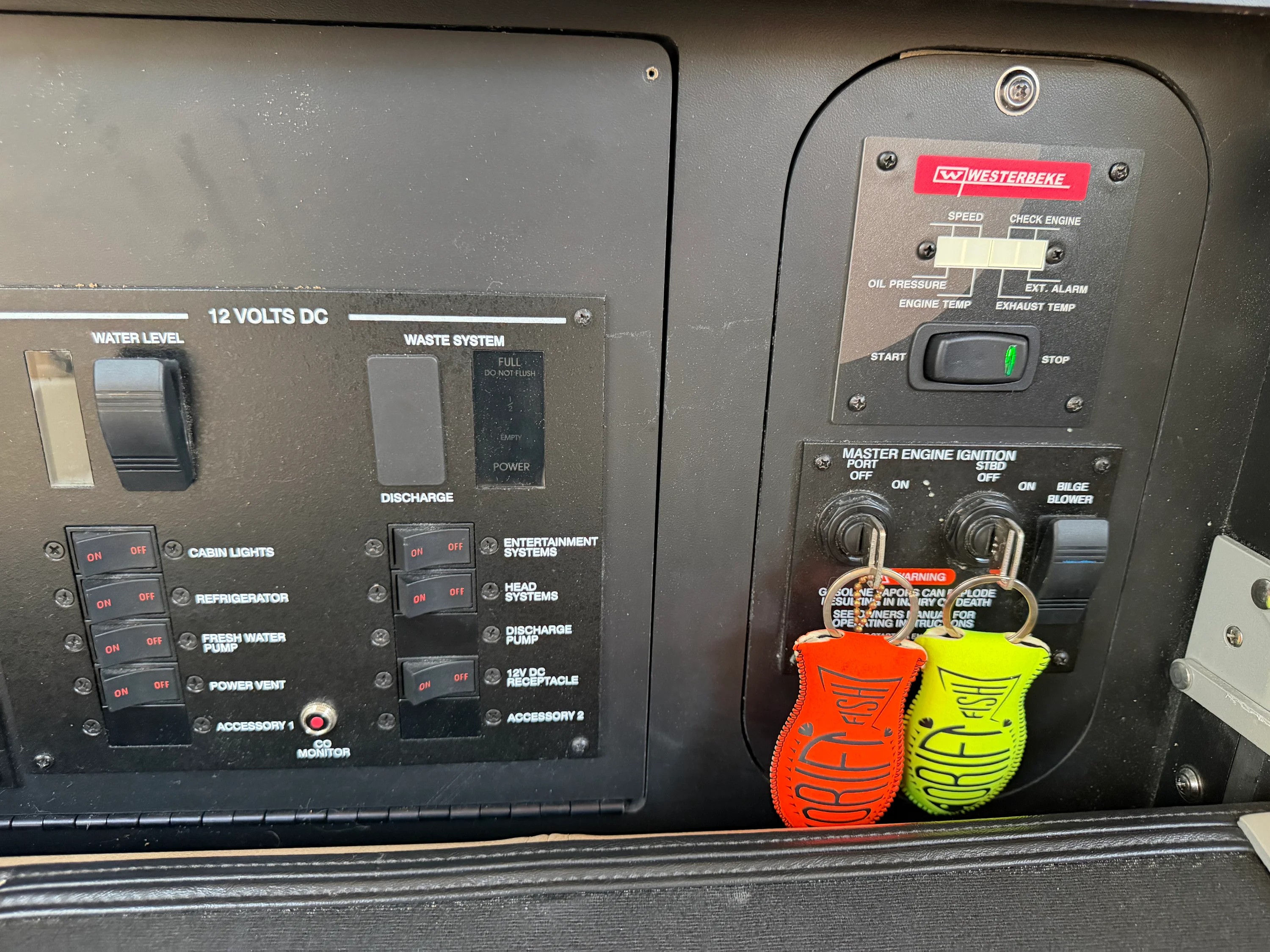 2019 Sea Ray Sundancer 350 Coupe Image Thumbnail #31