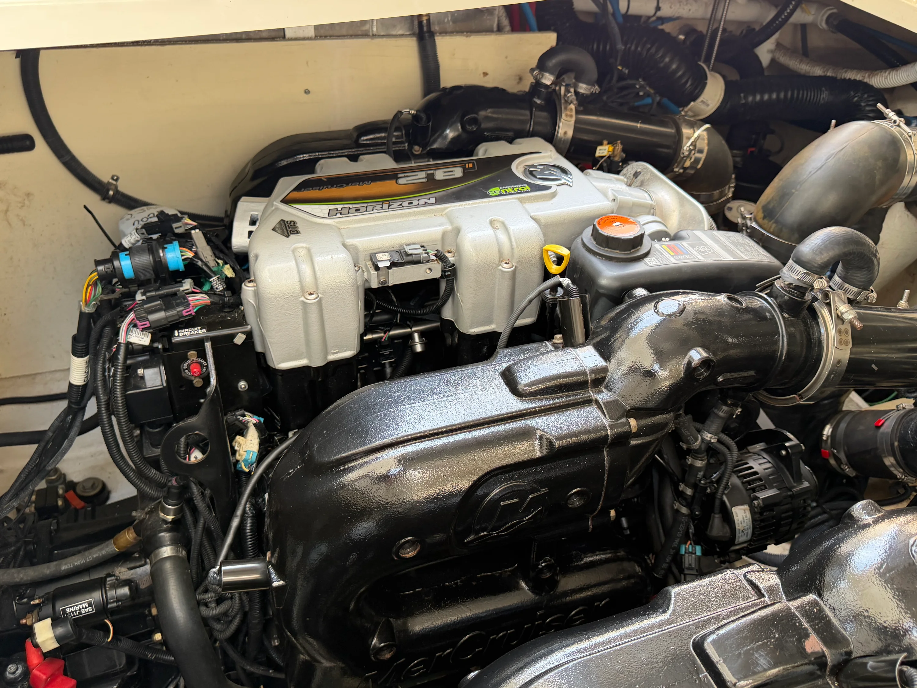 2019 Sea Ray Sundancer 350 Coupe Image Thumbnail #43
