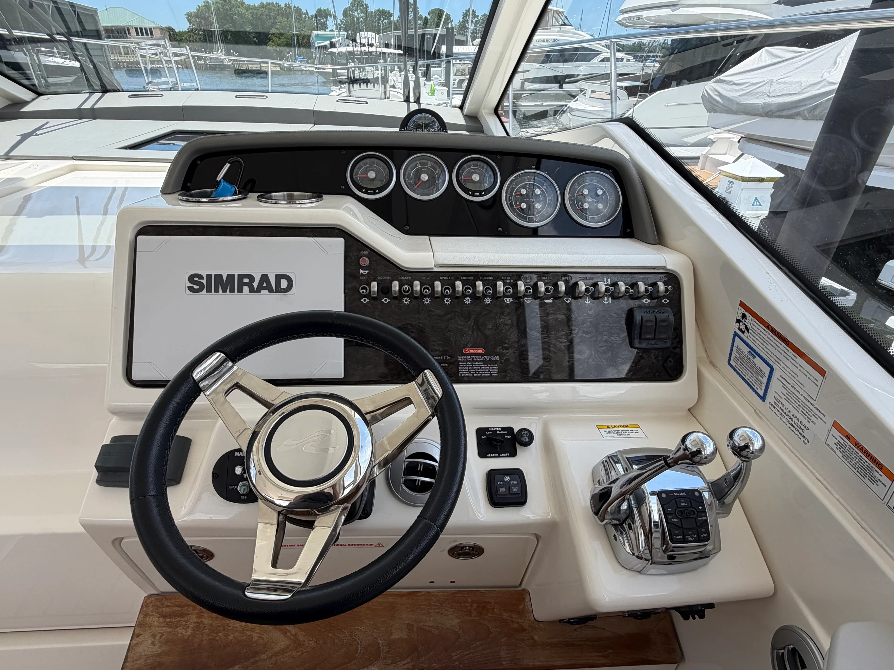 2019 Sea Ray Sundancer 350 Coupe Image Thumbnail #17