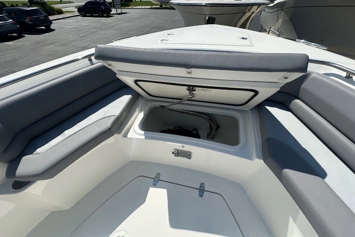 2024 Boston Whaler 330 Outrage Image Thumbnail #23