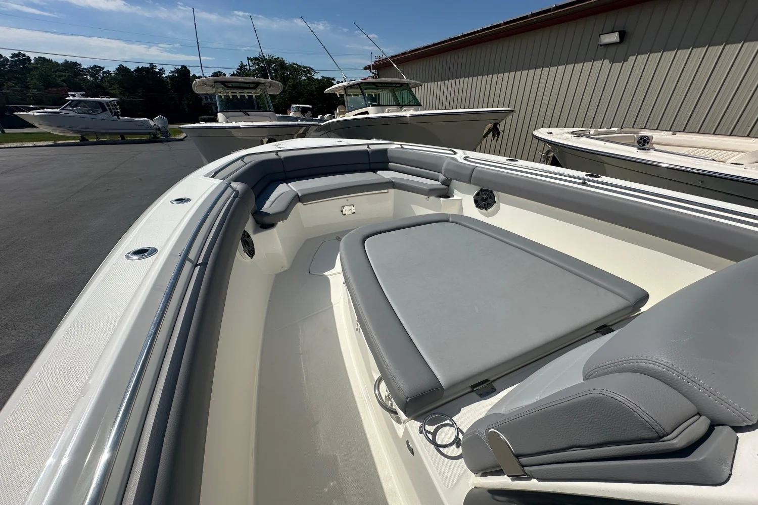2024 Boston Whaler 330 Outrage Image Thumbnail #18