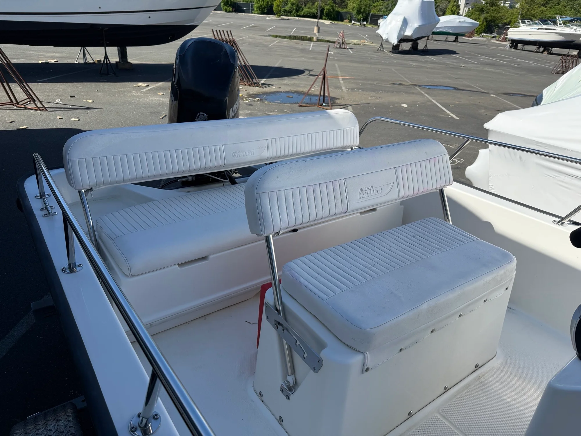 2014 Boston Whaler 170 MONTAUK Image Thumbnail #5
