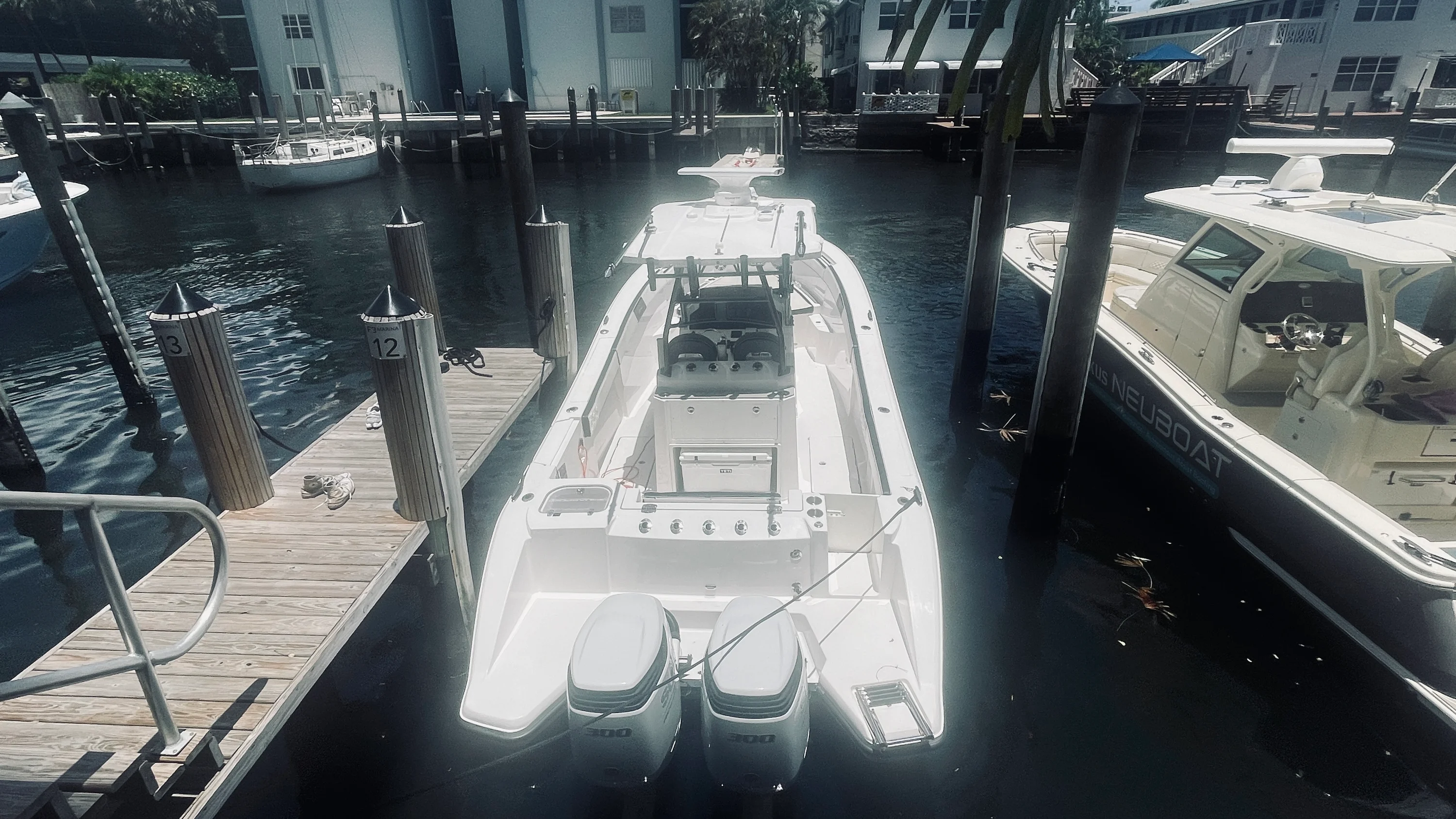 2025 Aquasport 28AS Image Thumbnail #1