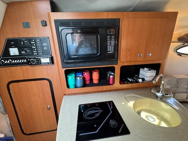 2005 Crownline 270 CR Image Thumbnail #49