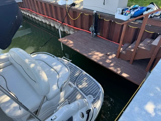 2005 Crownline 270 CR Image Thumbnail #37