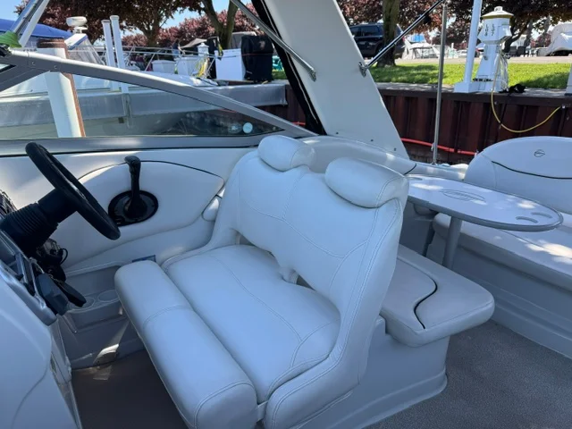 2005 Crownline 270 CR Image Thumbnail #32