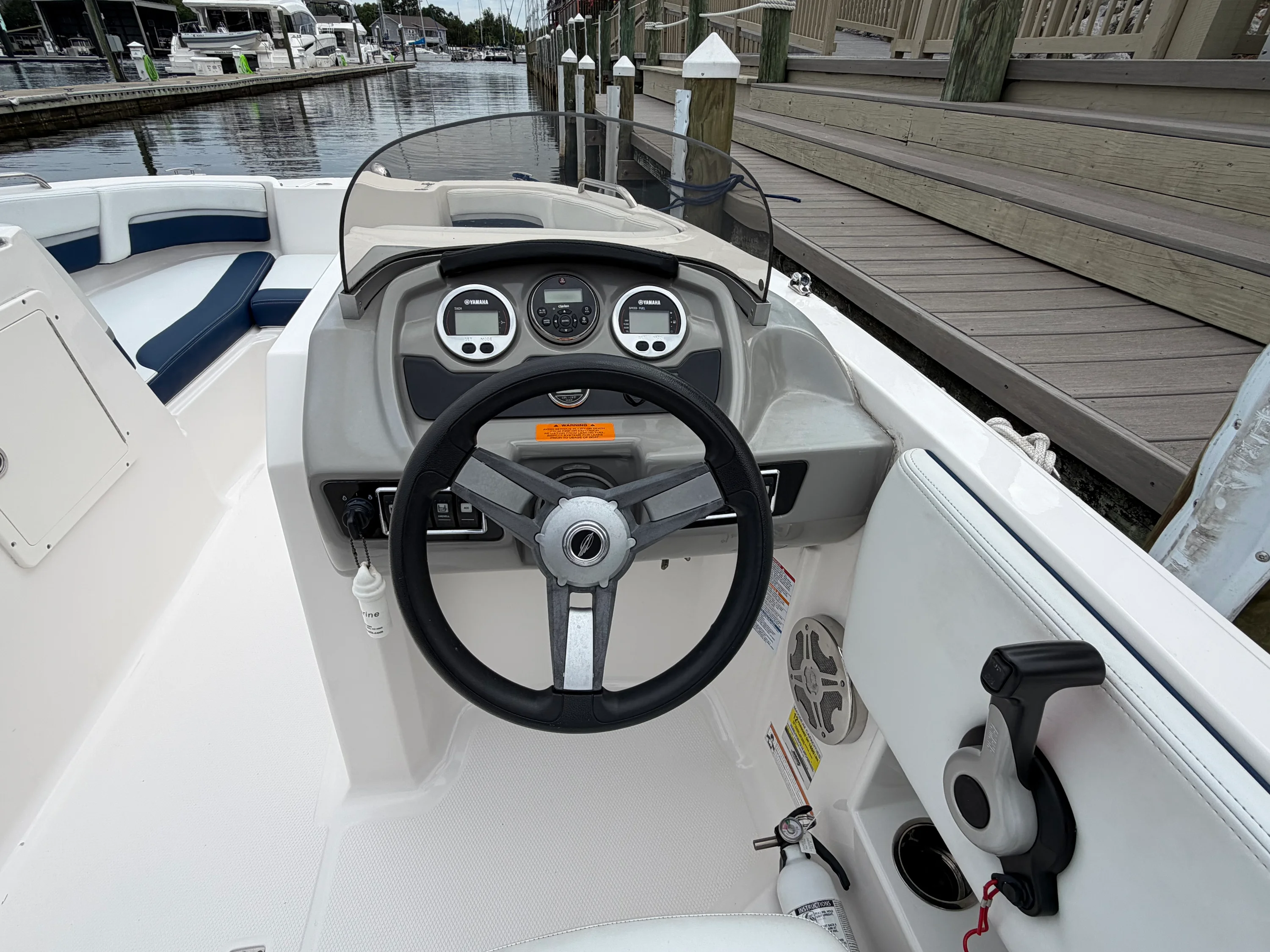2018 Chaparral 191 Image Thumbnail #14
