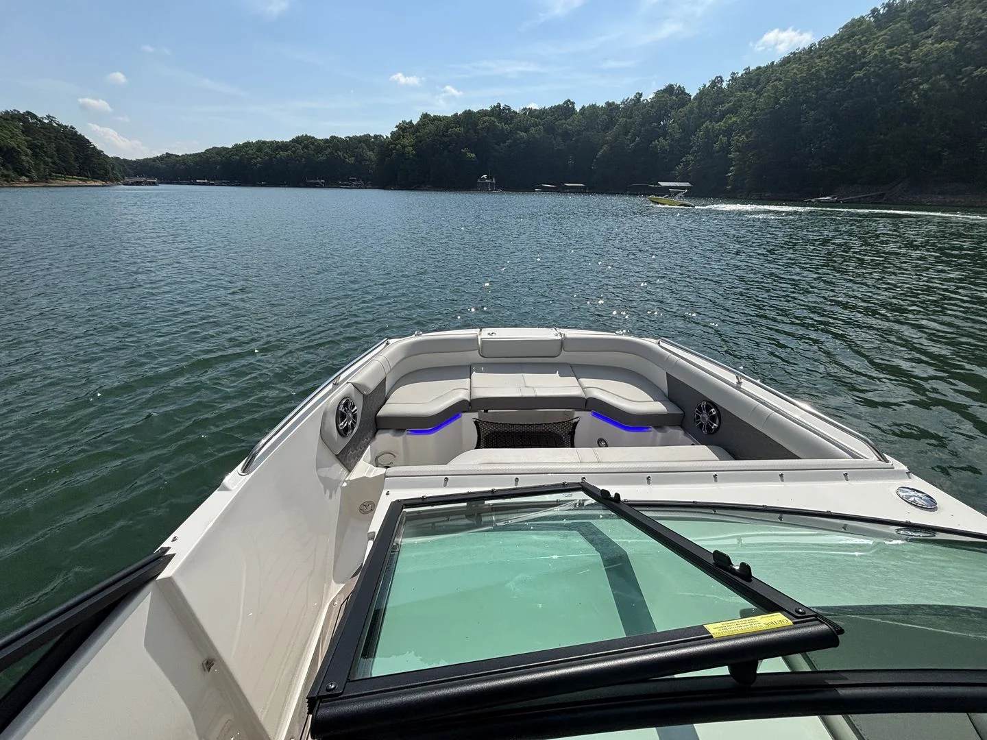 2022 Sea Ray SDX 250 Image Thumbnail #15