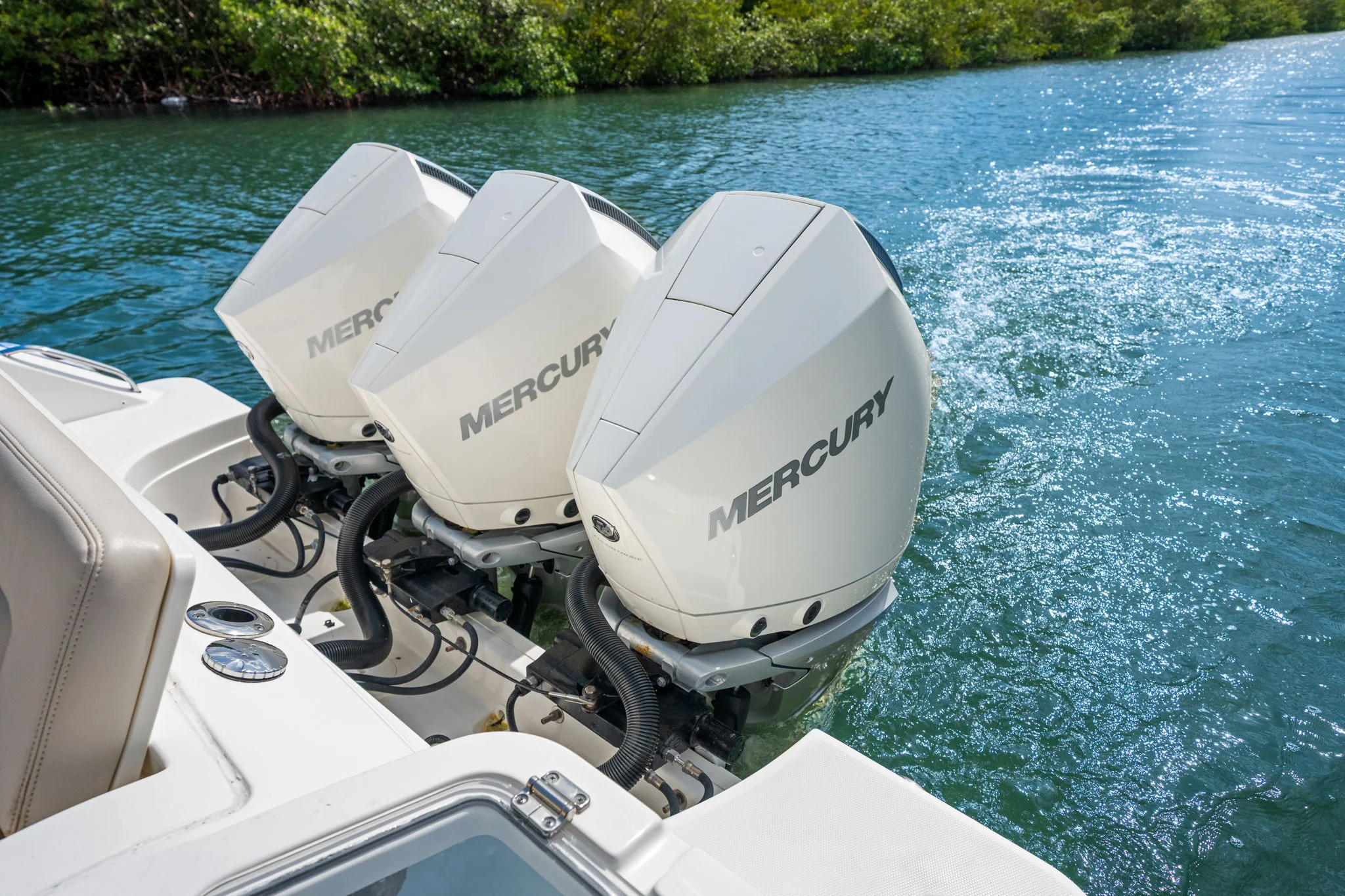 2020 Boston Whaler 350 REALM Image Thumbnail #31